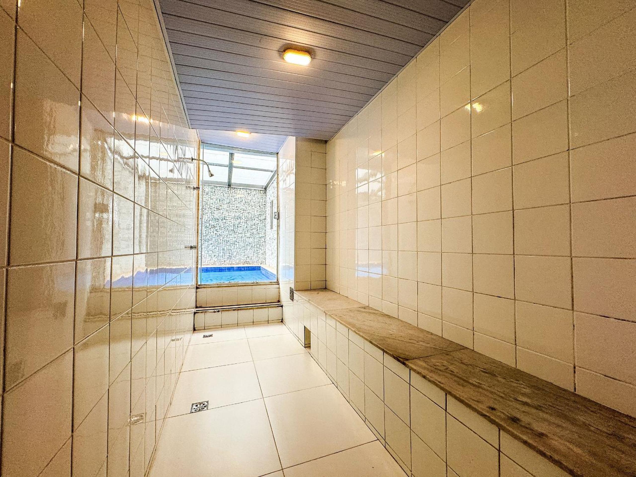 APTO 2 quartos com Piscina, Metrô