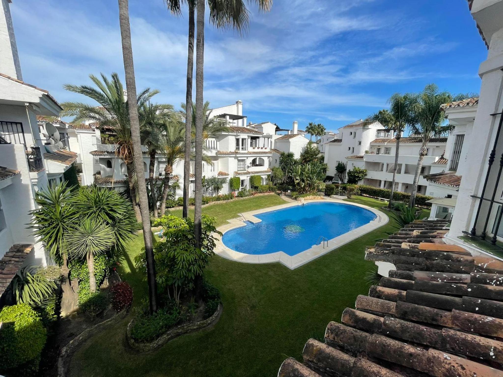 Apartamentos Naranjos del Sol Marbella