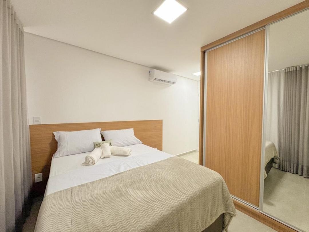 APT 2 quartos com piscina