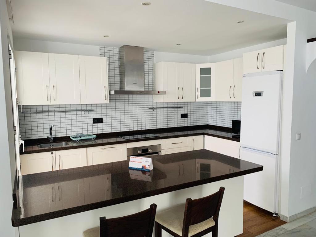 Apartamentos Naranjos del Sol Marbella