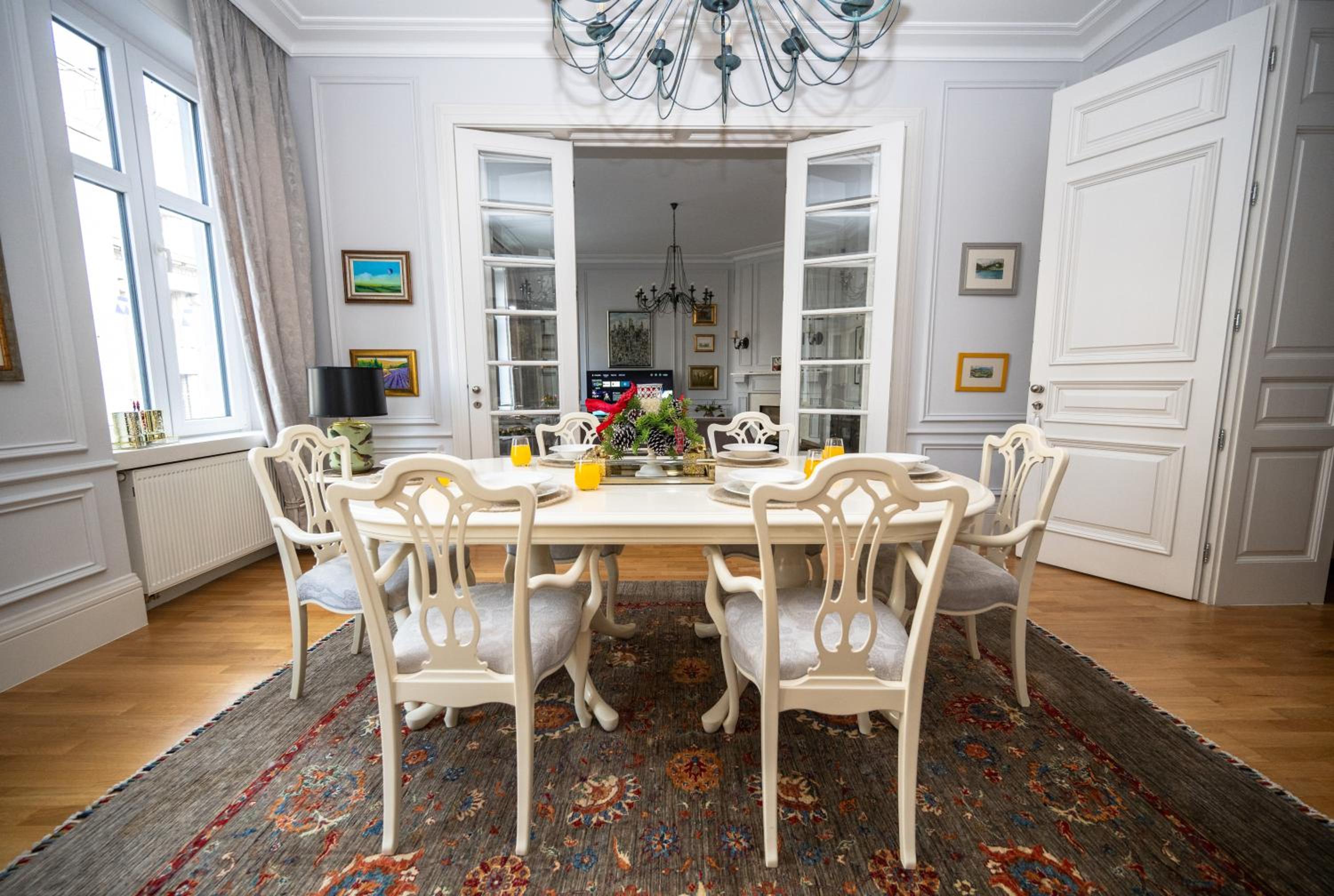 Pinterest Apartment in the City Center