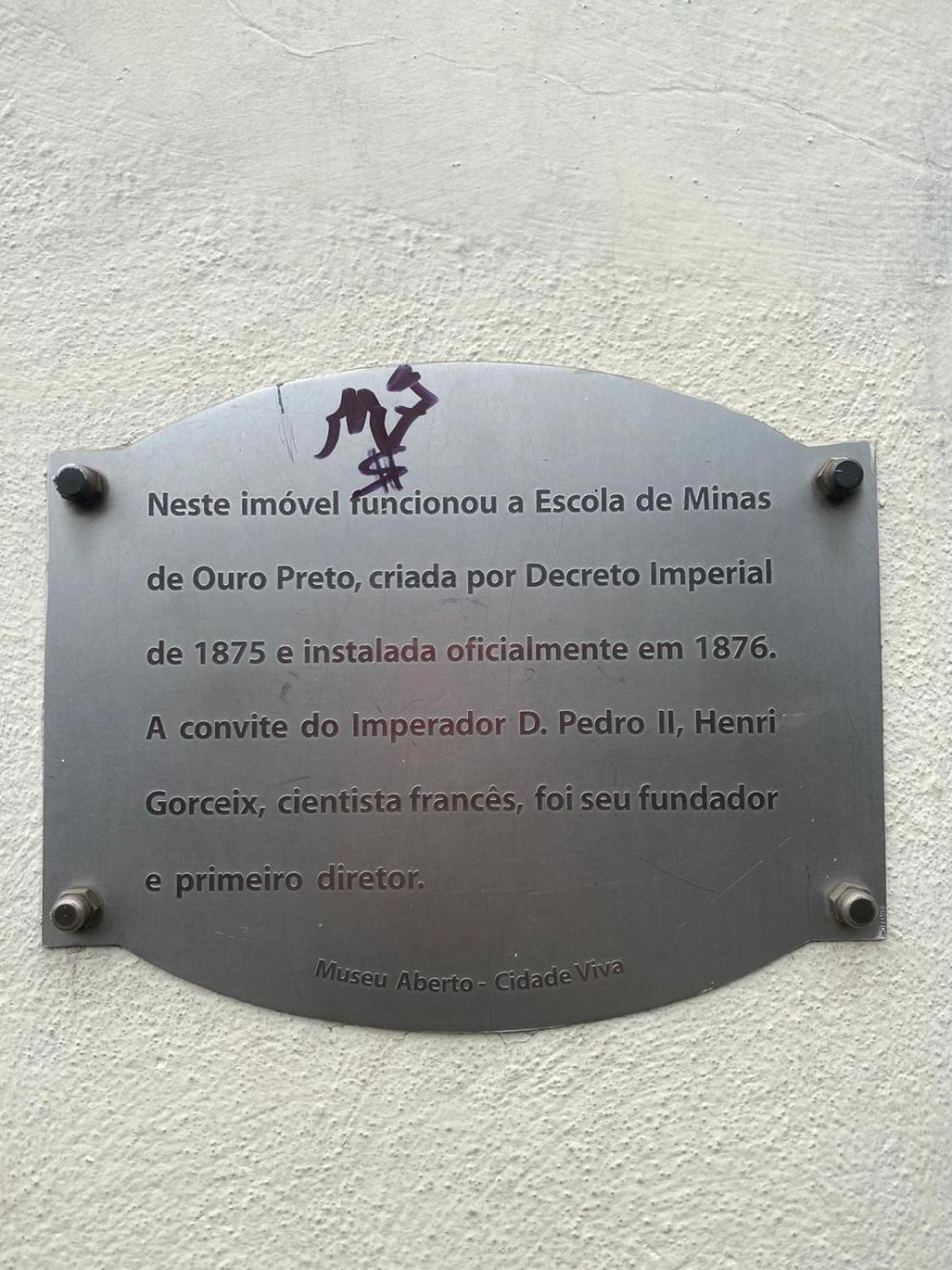 Brumas Ouro Preto Hostel e Pousada
