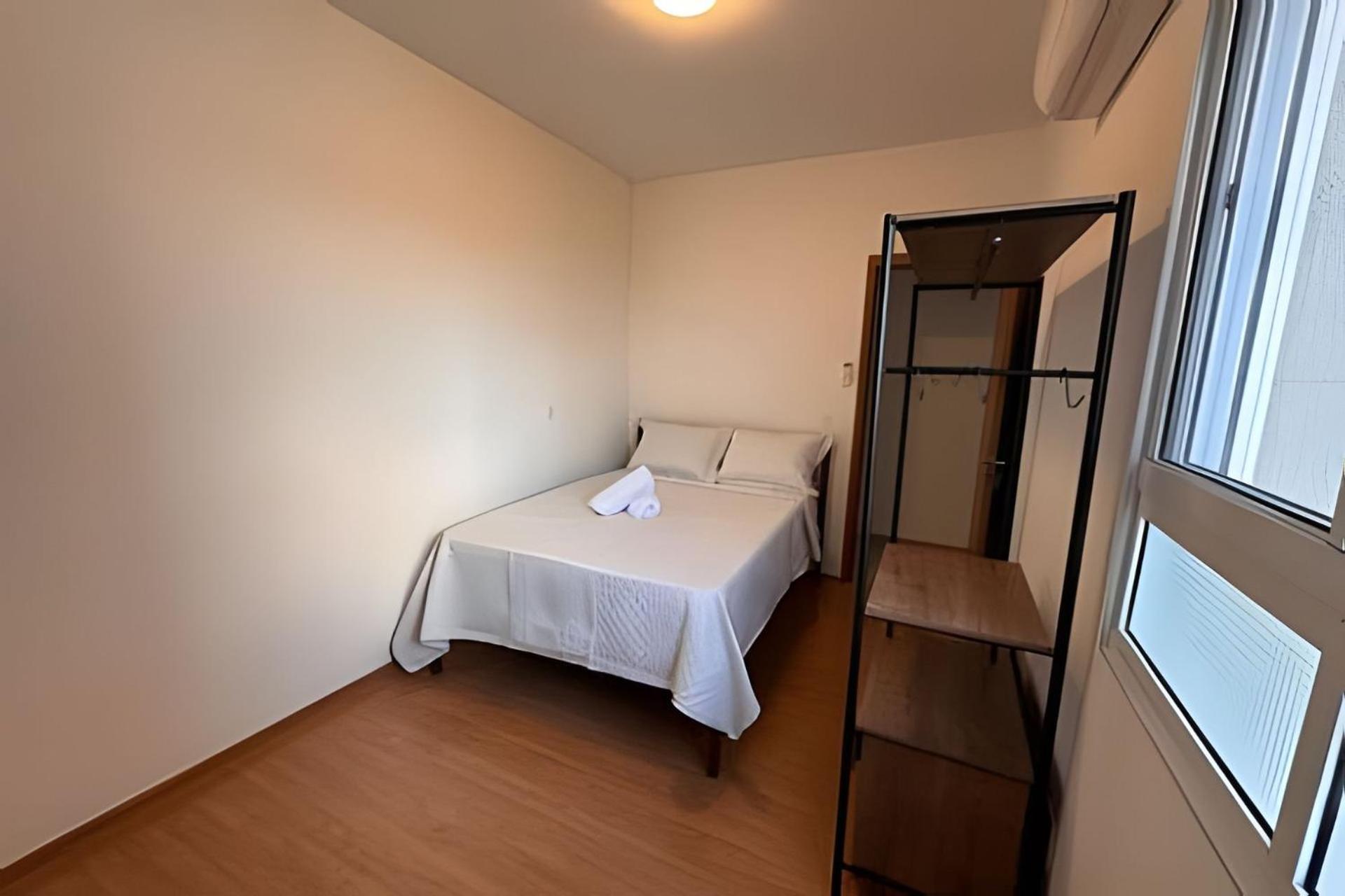 Apartamento na praia, 2 quartos e área de lazer