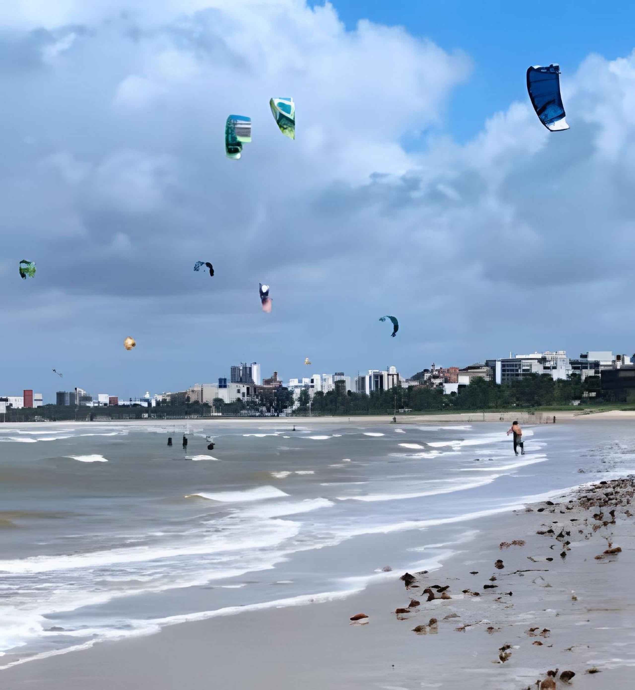 Apartamento na praia, 2 quartos e área de lazer