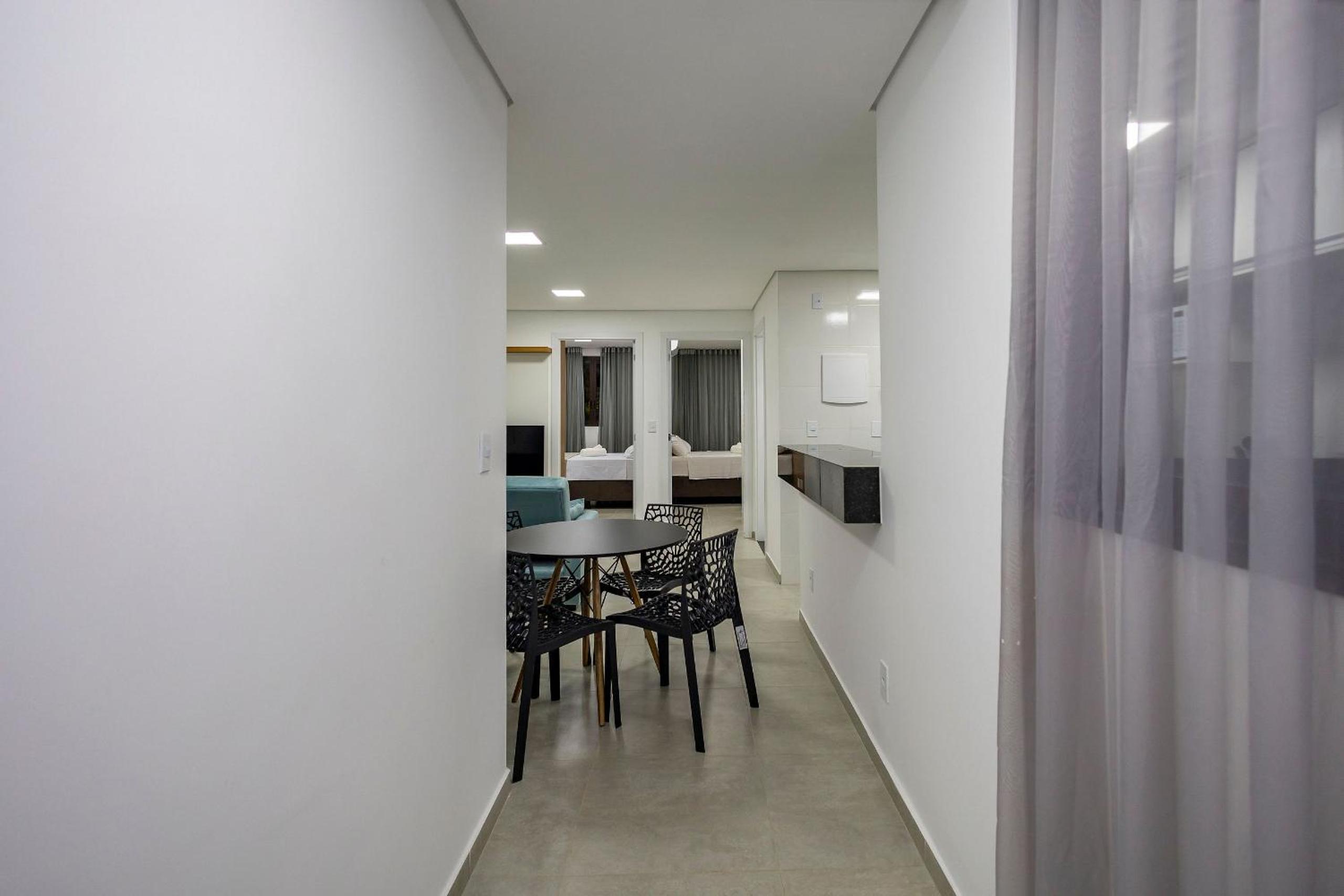 APT 2 quartos com piscina