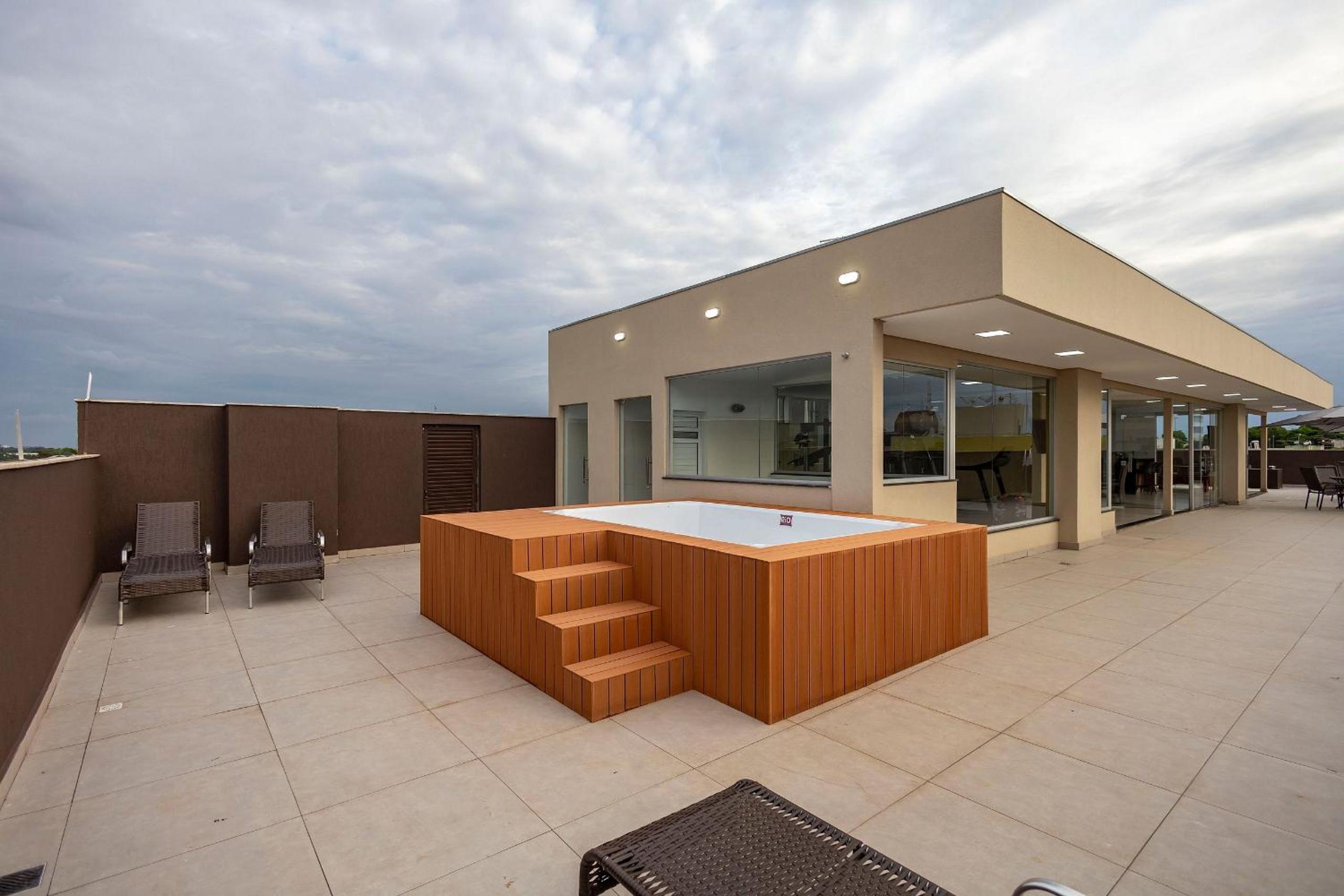 APT 2 quartos com piscina
