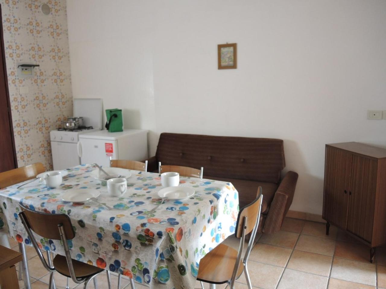 Functional flat just 250mt from the beach