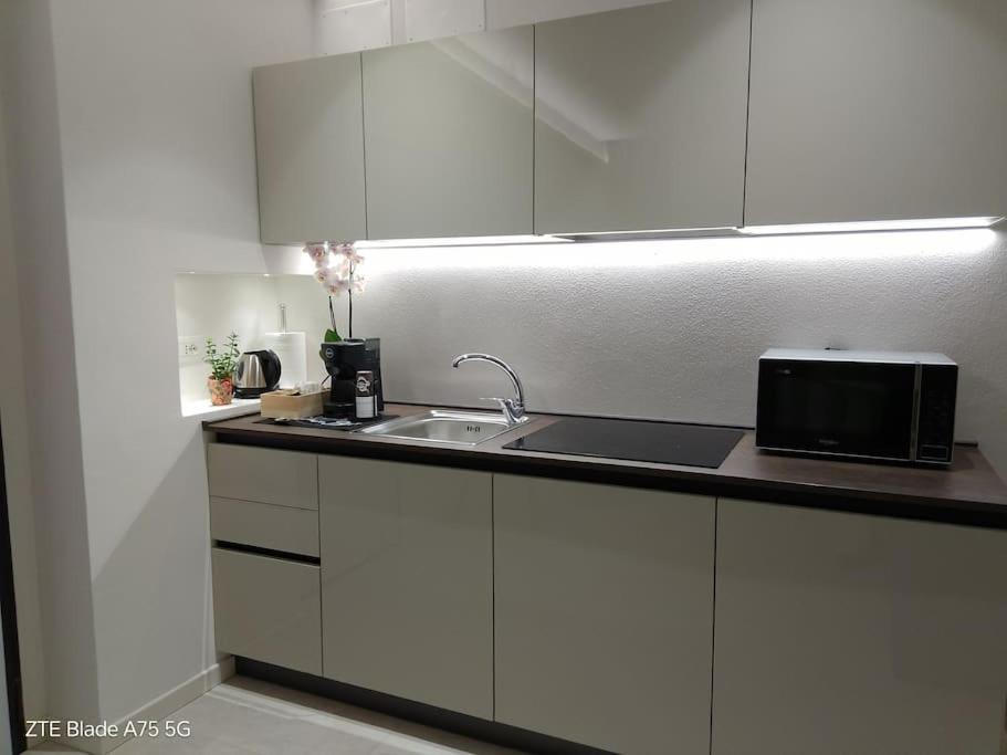 Dom City Apartments photo 2