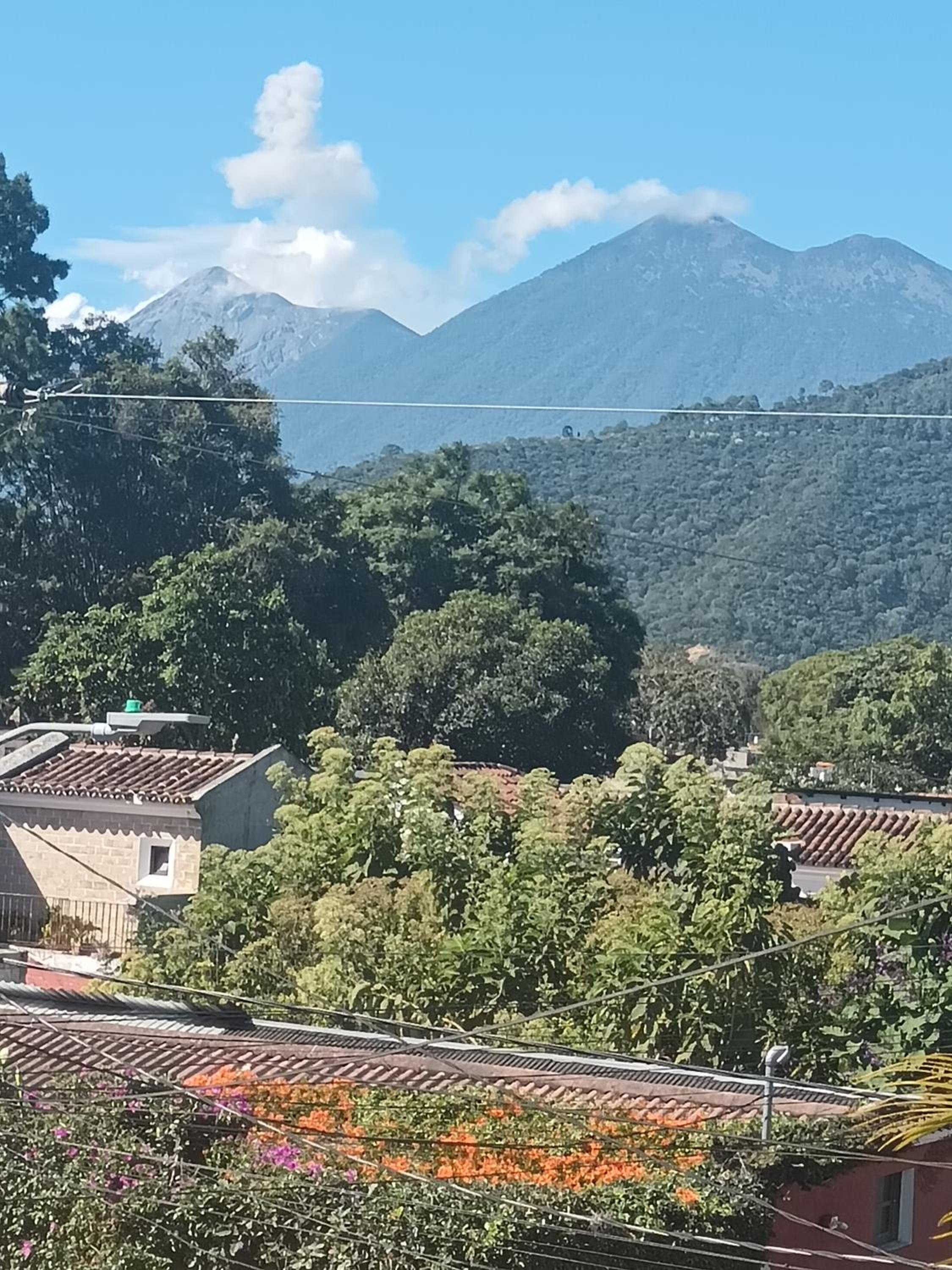 Hotel BLUESTAR ANTIGUA view 2
