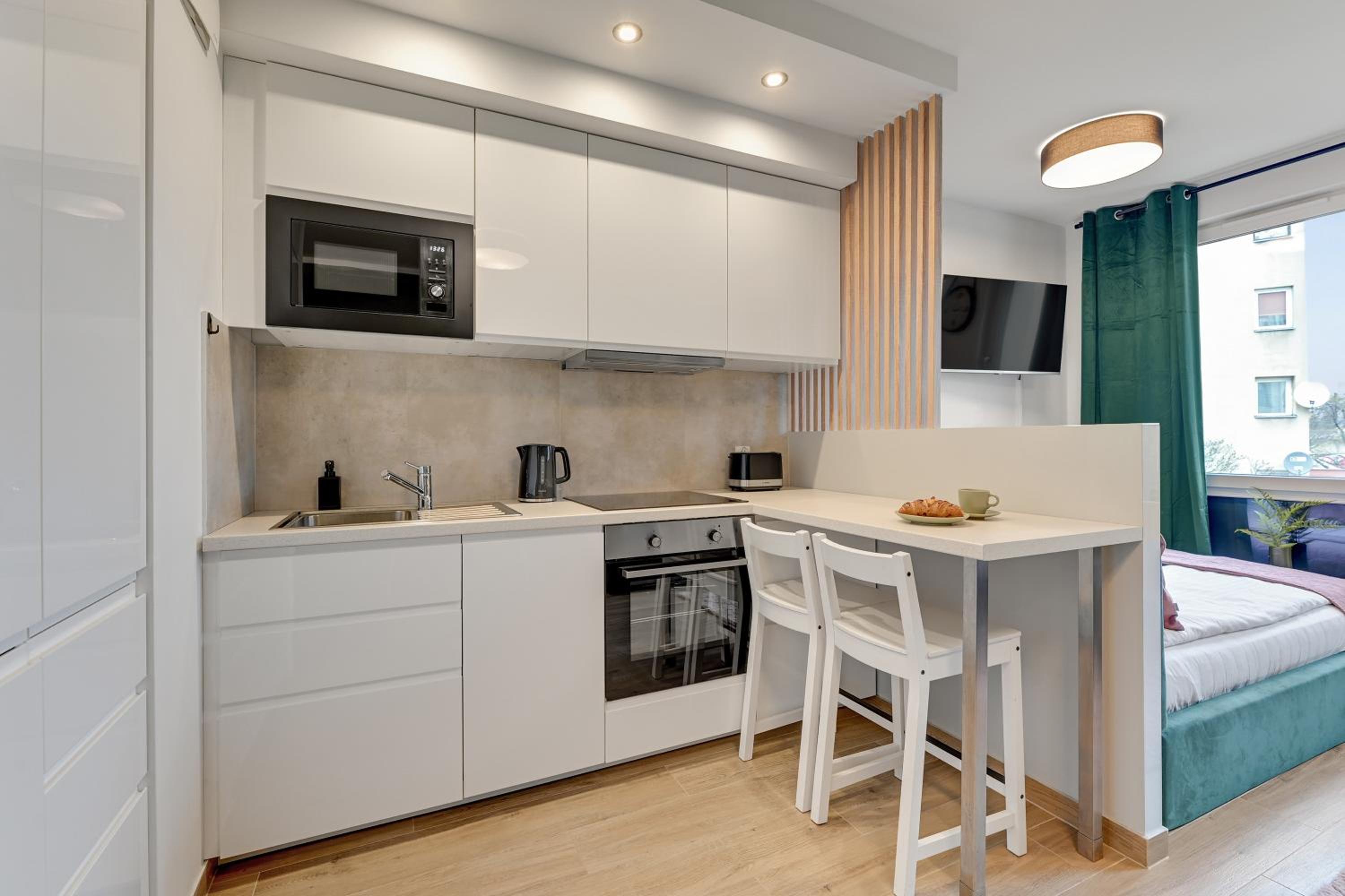 Studio Wilcza with Parking by Lion Apartments