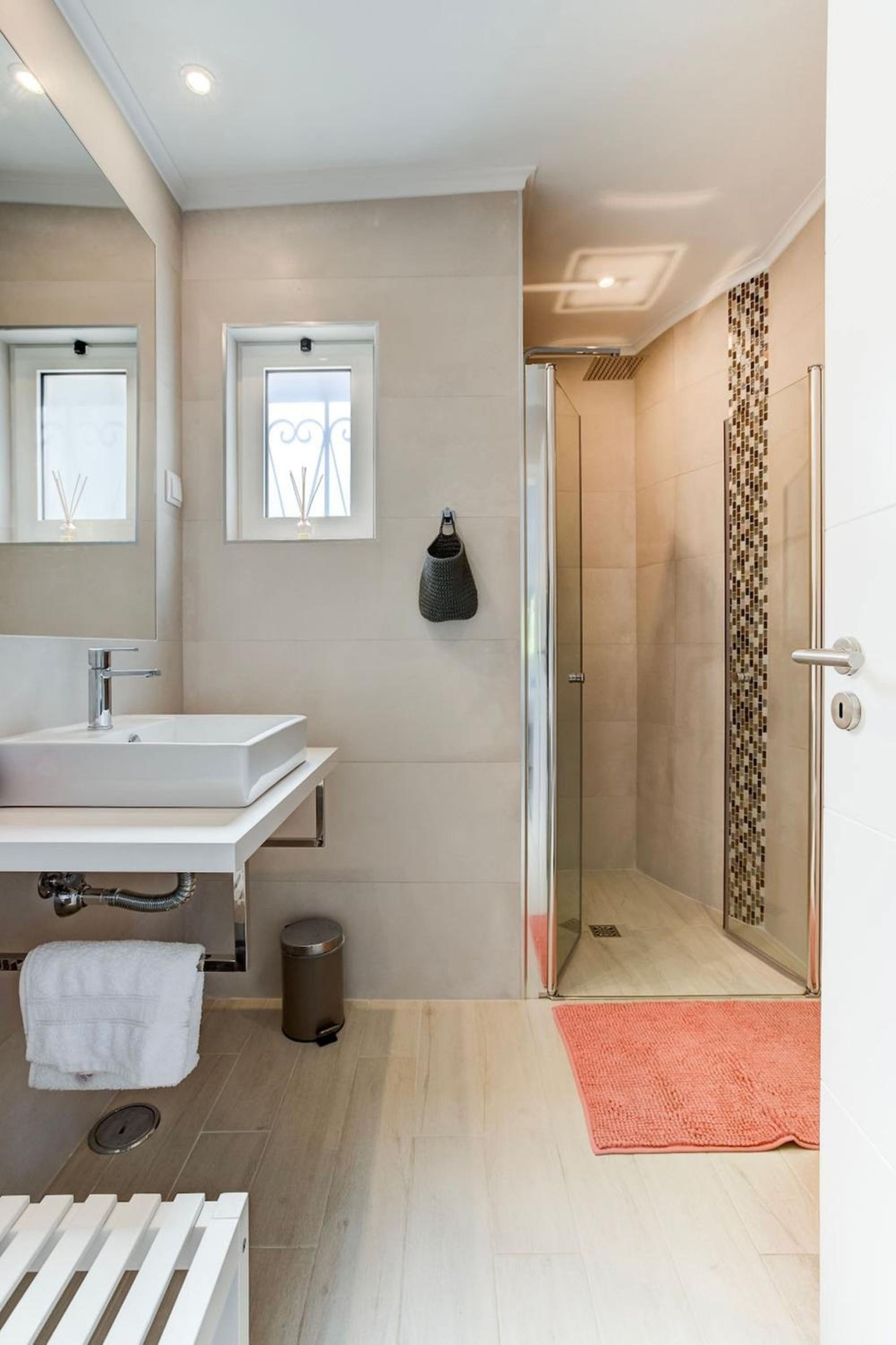 66 ADM Clara - Beautifully Renovated Villa view 5