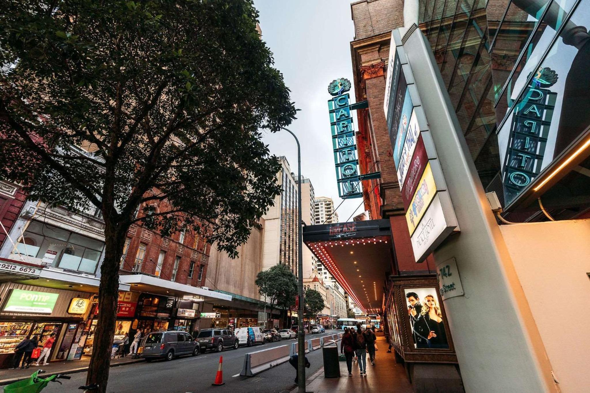 Hotel The Capitol Hotel Sydney - Image 1