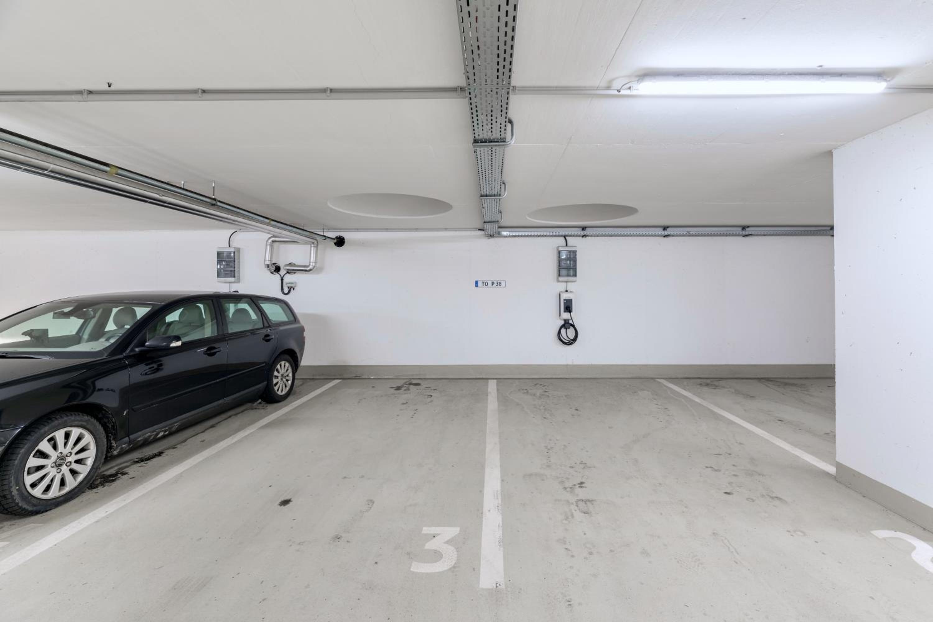 EDLER WOHNRAUM Panoramablick 3 SZ Boxspringbetten, E-Ladestation, Kaffeevollautomat, Klima, Lift, Terrasse & 2xTG