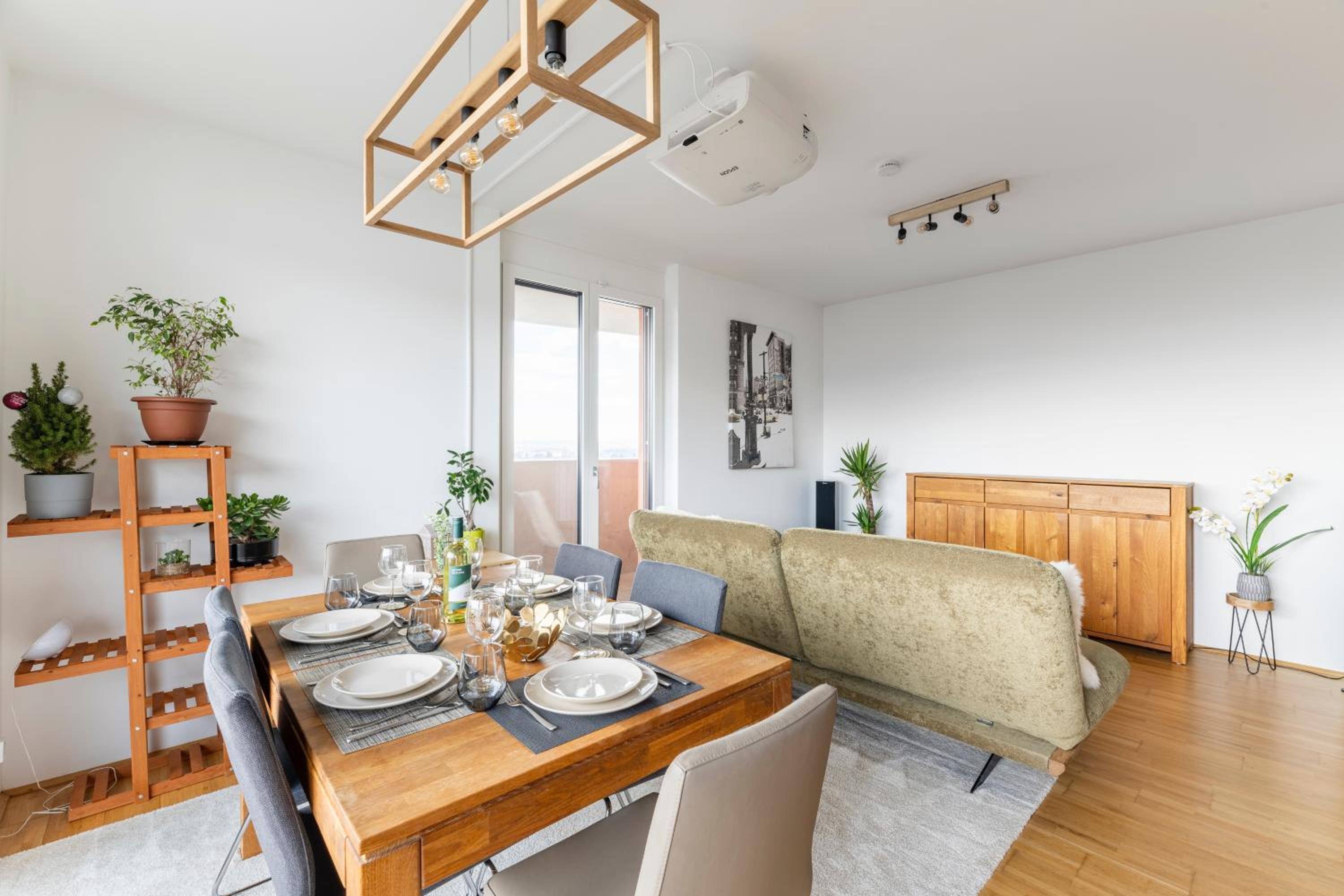 EDLER WOHNRAUM Panoramablick 3 SZ Boxspringbetten, E-Ladestation, Kaffeevollautomat, Klima, Lift, Terrasse & 2xTG