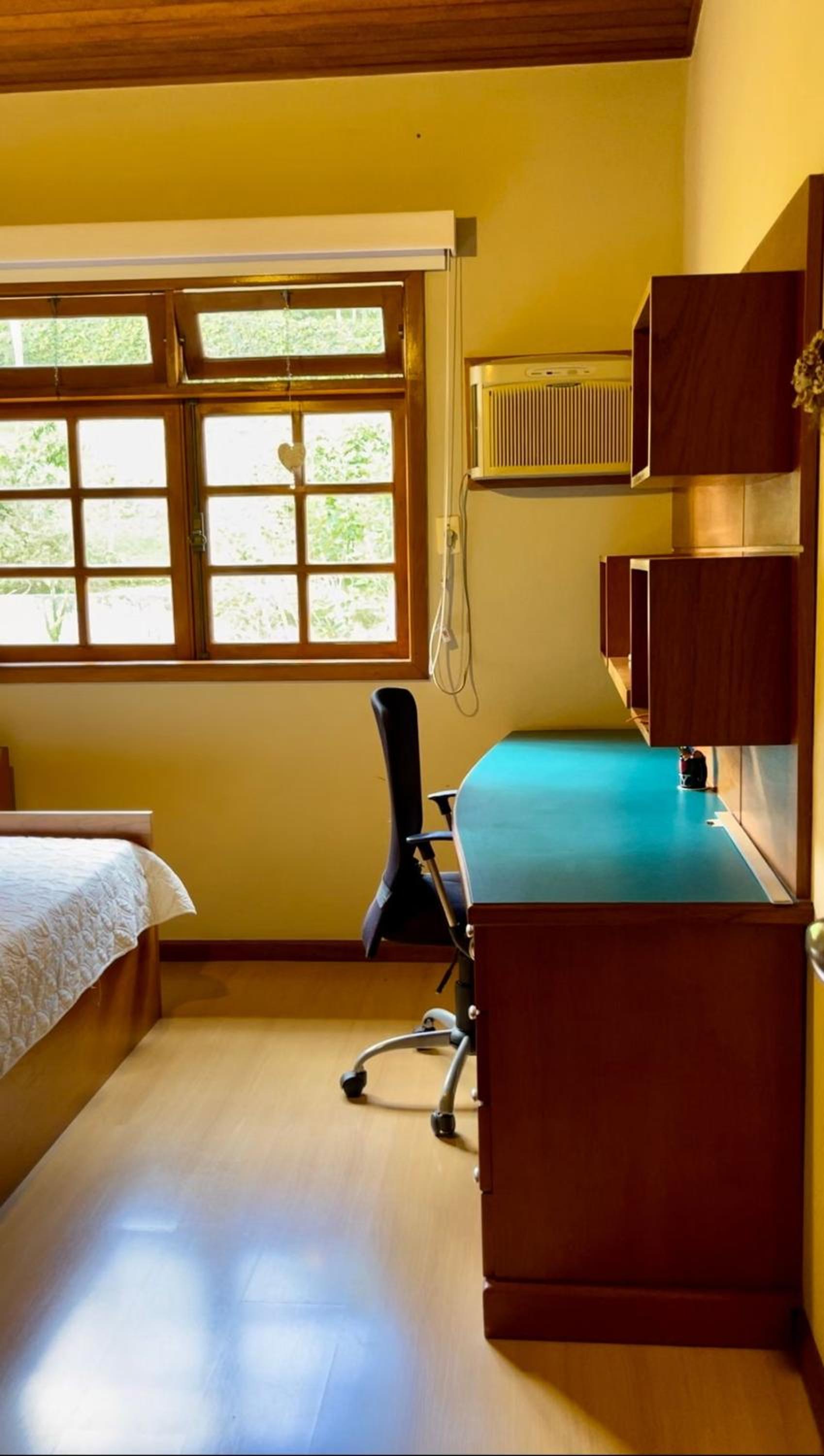Casa na Serra com piscina, sauna e churrasqueira