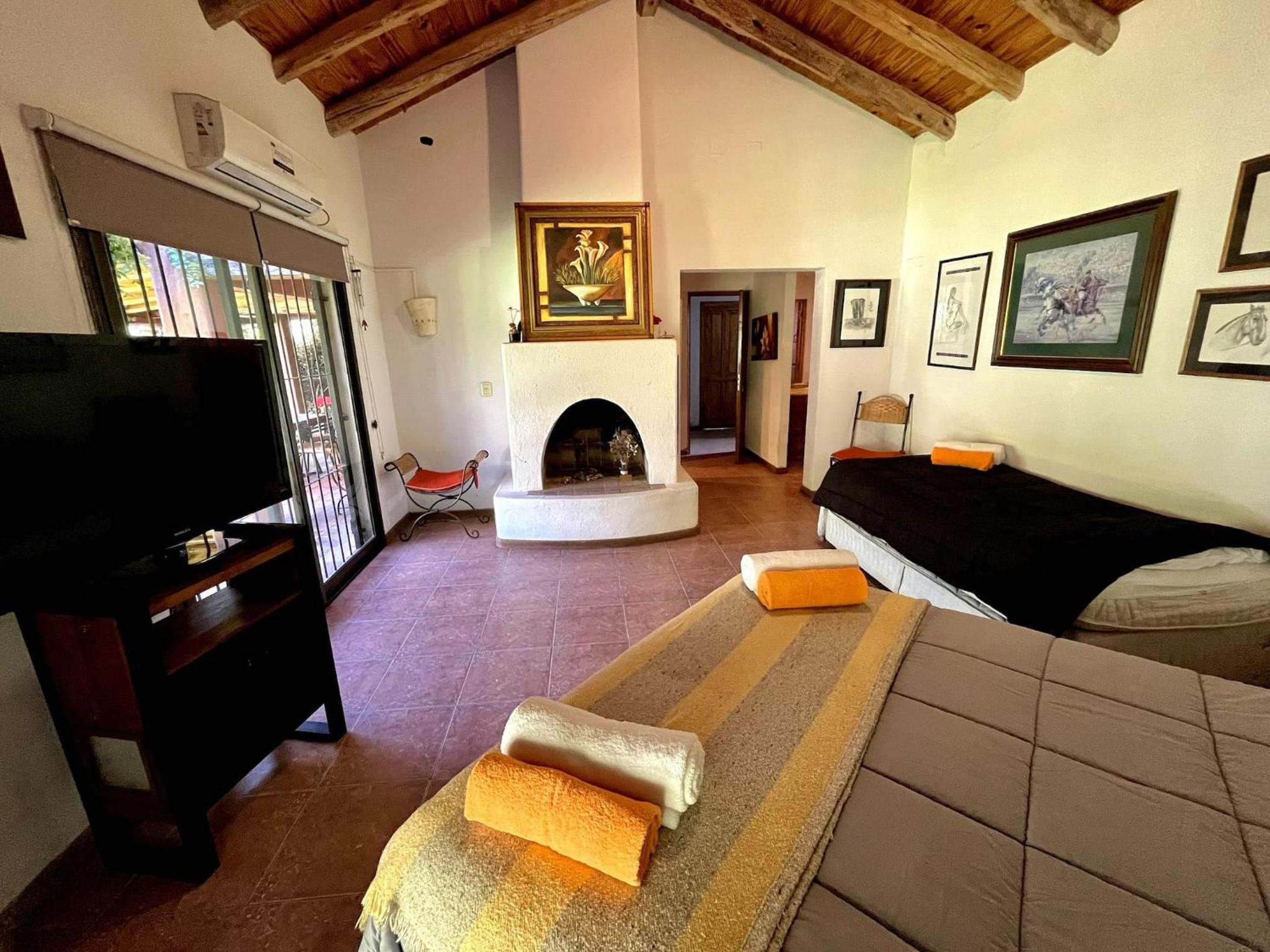 Casa cuencos, en chacras de coria