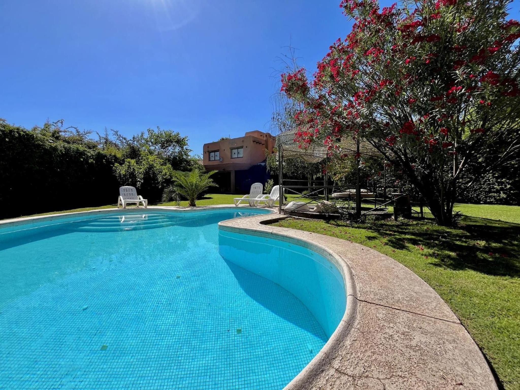 Casa cuencos, en chacras de coria