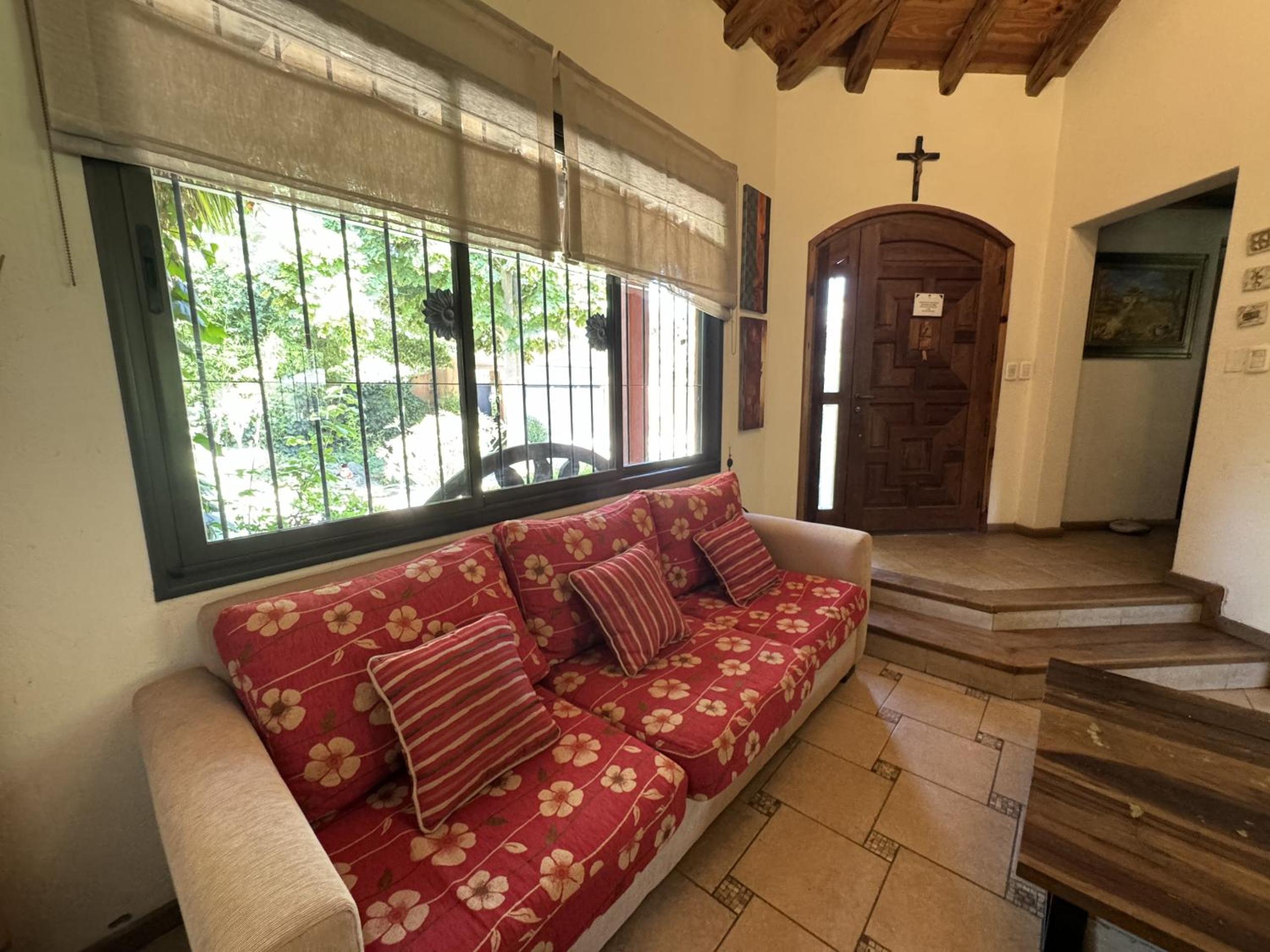 Casa cuencos, en chacras de coria
