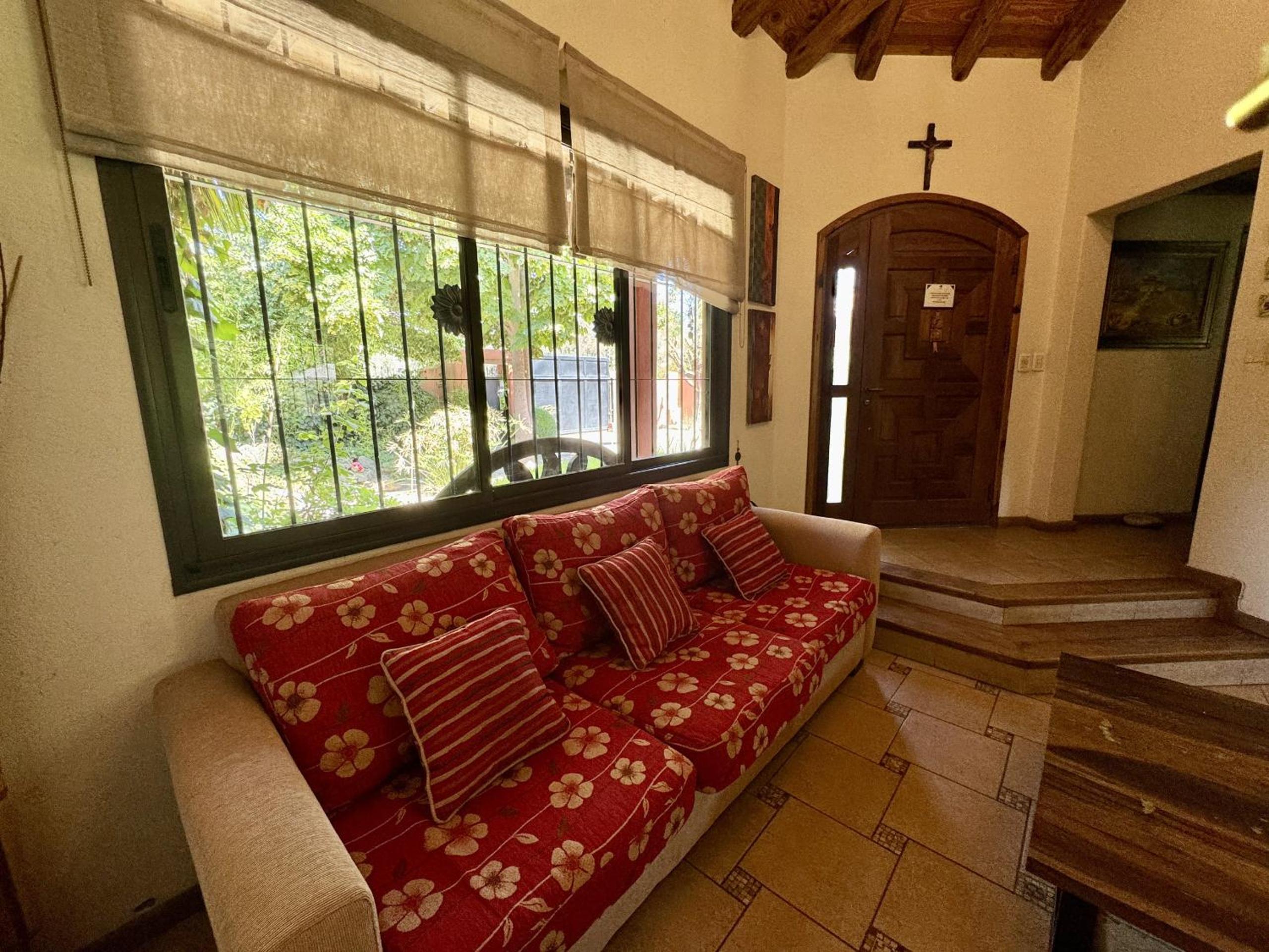 Casa cuencos, en chacras de coria