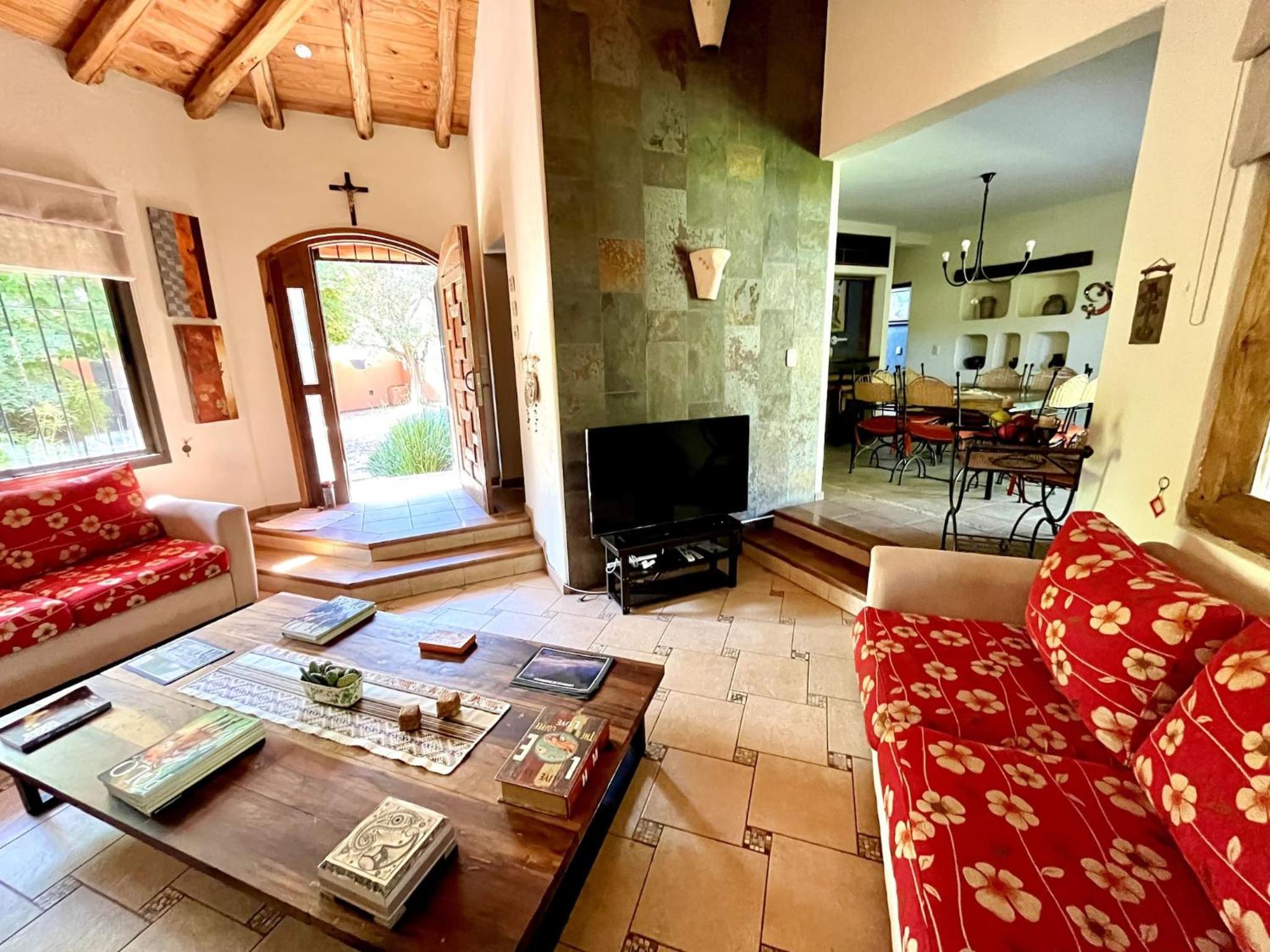 Casa cuencos, en chacras de coria
