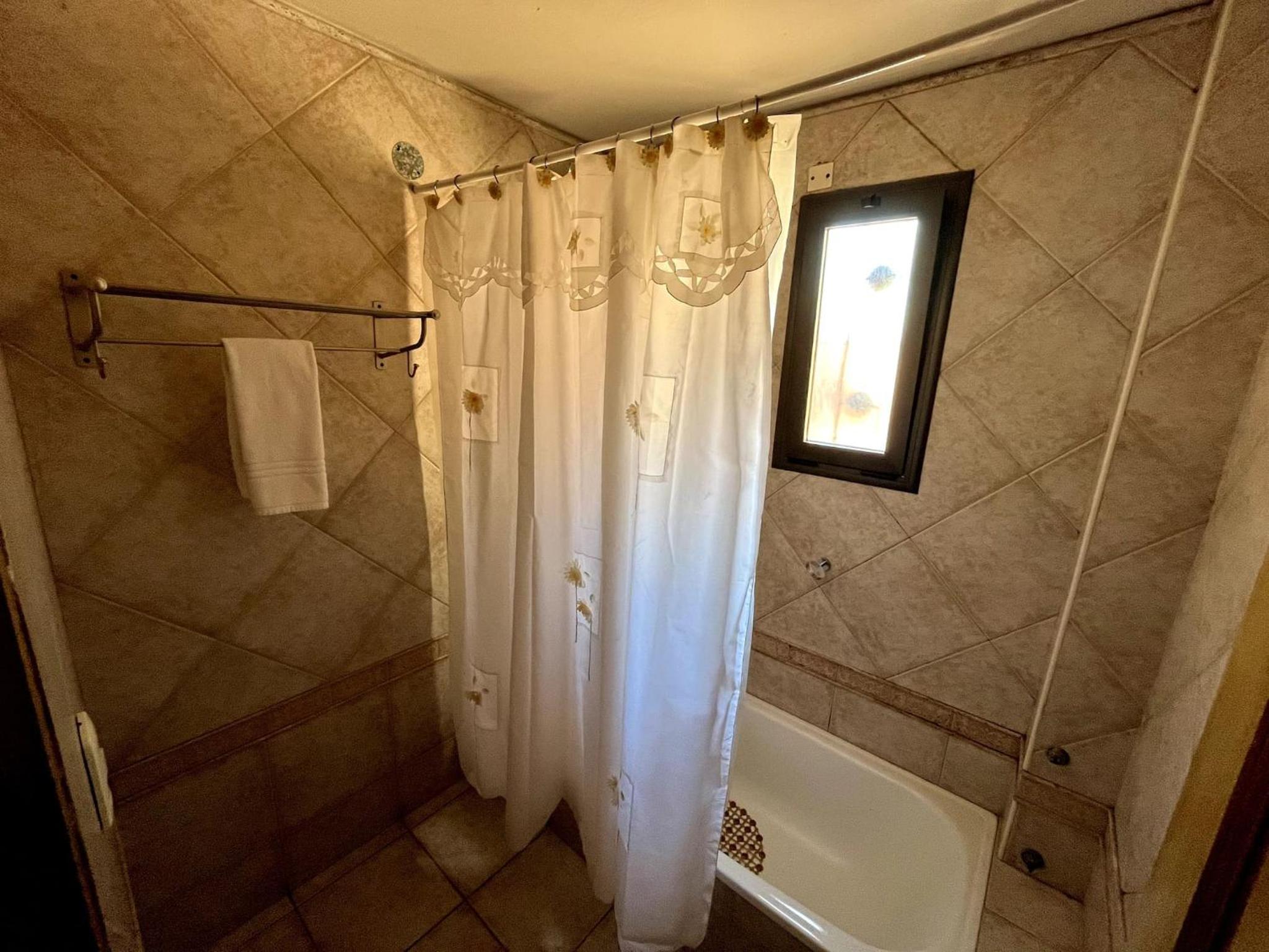 Casa cuencos, en chacras de coria
