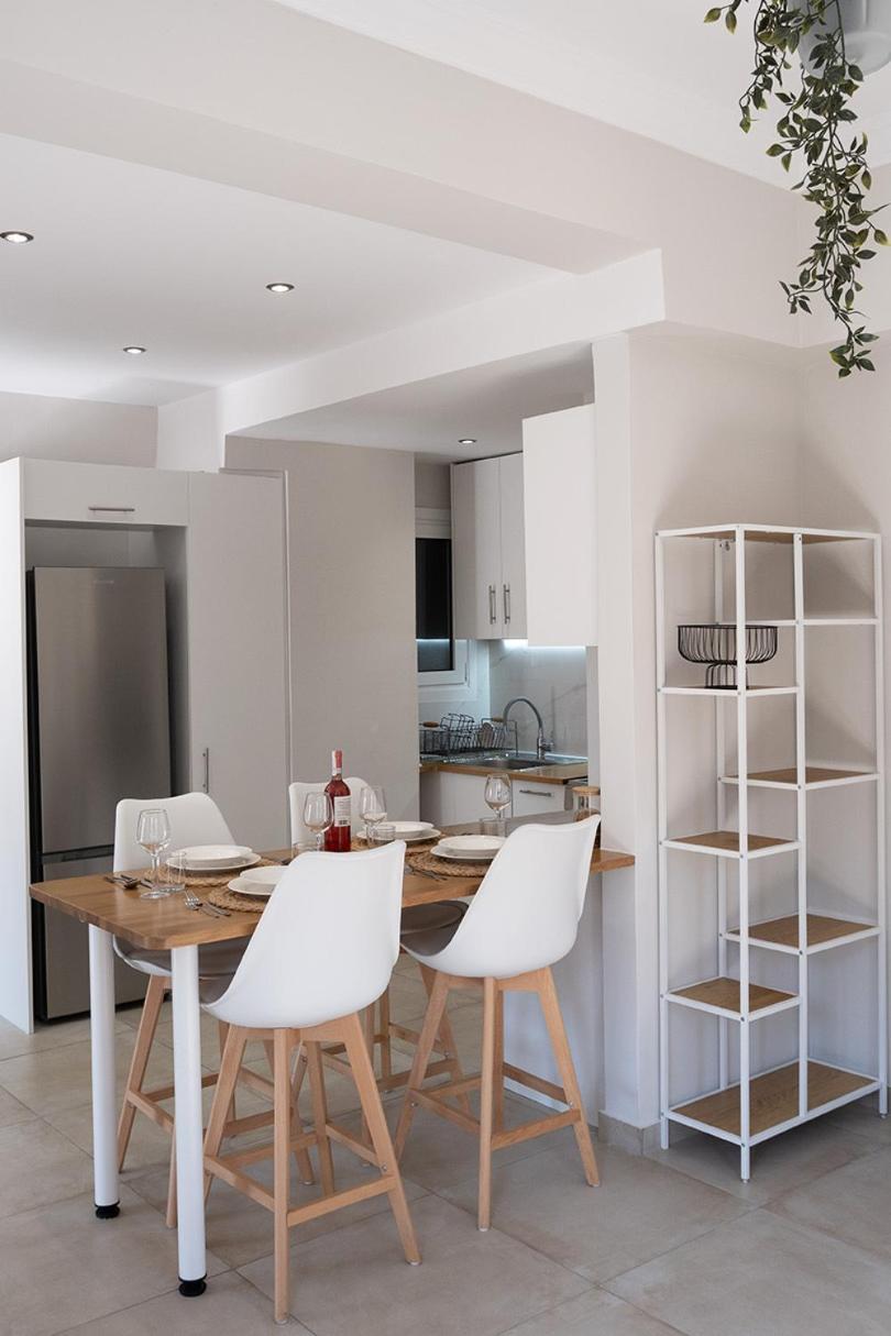 Hestia's Aura, a luxurius and cozy appartment in Athens