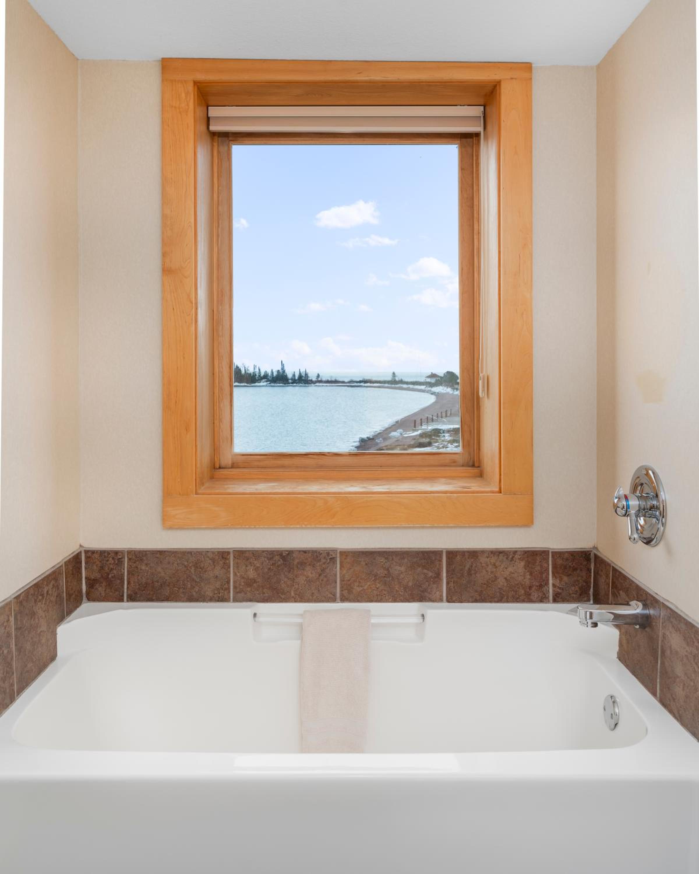 East Bay Suites