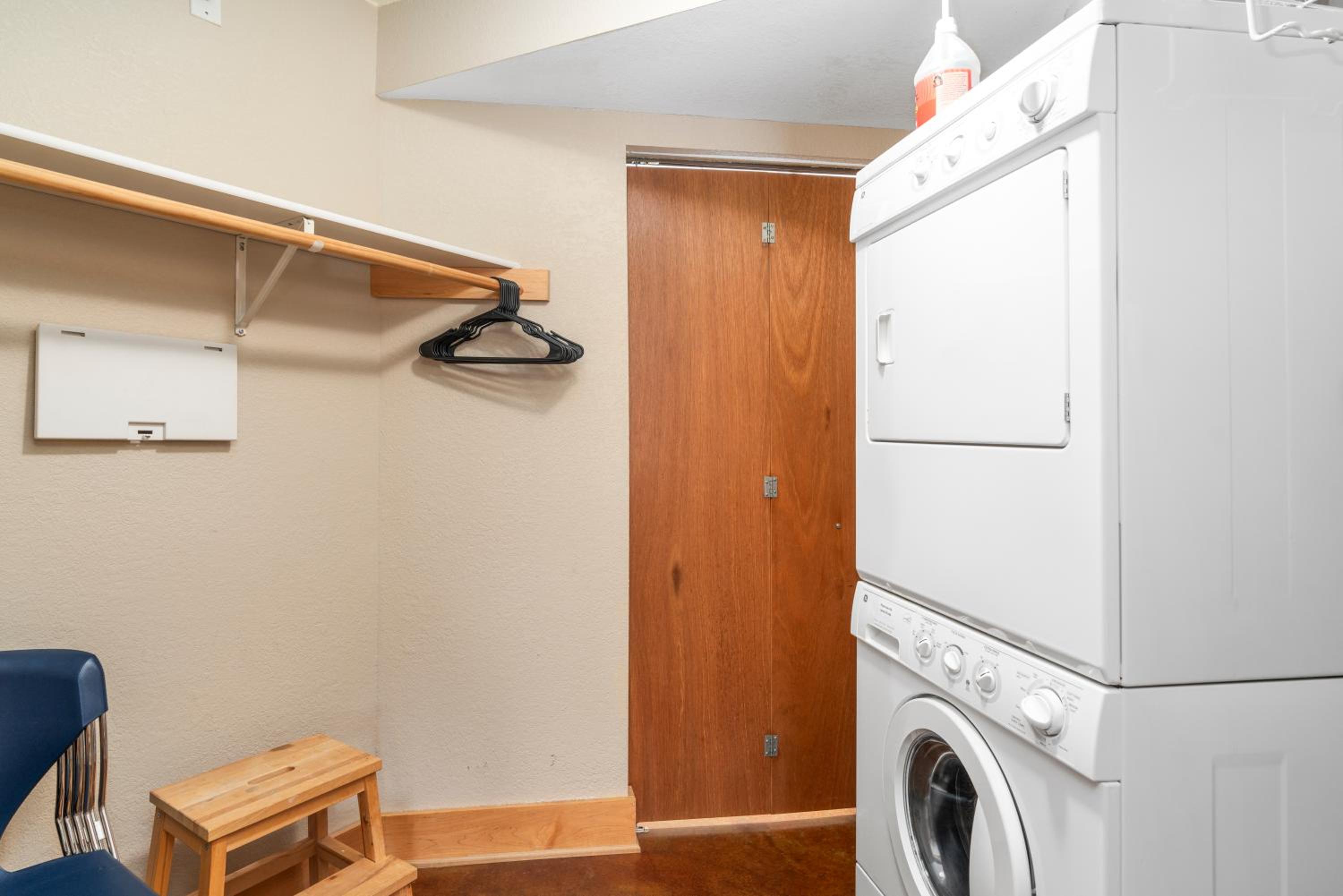 East Bay Suites