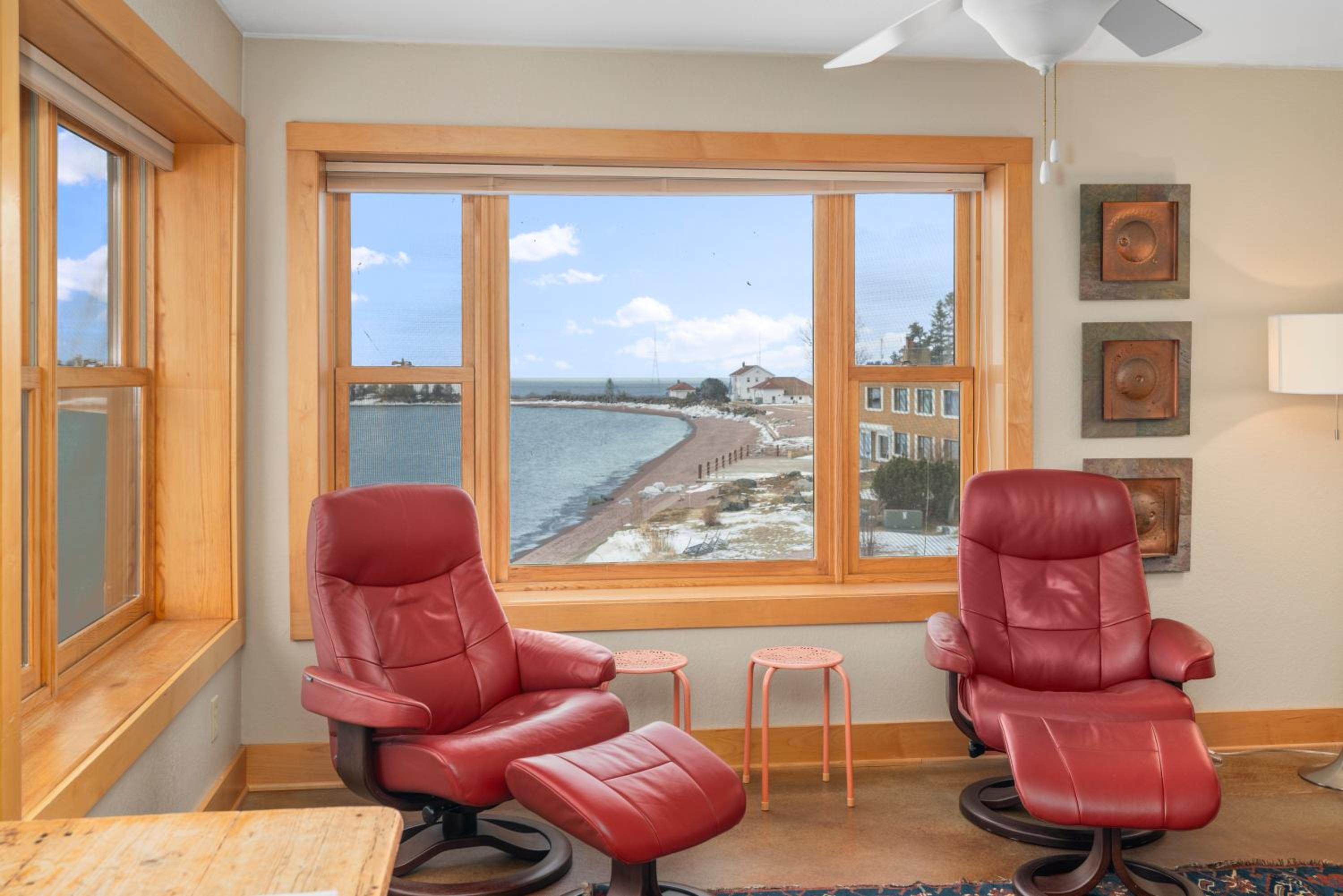 East Bay Suites