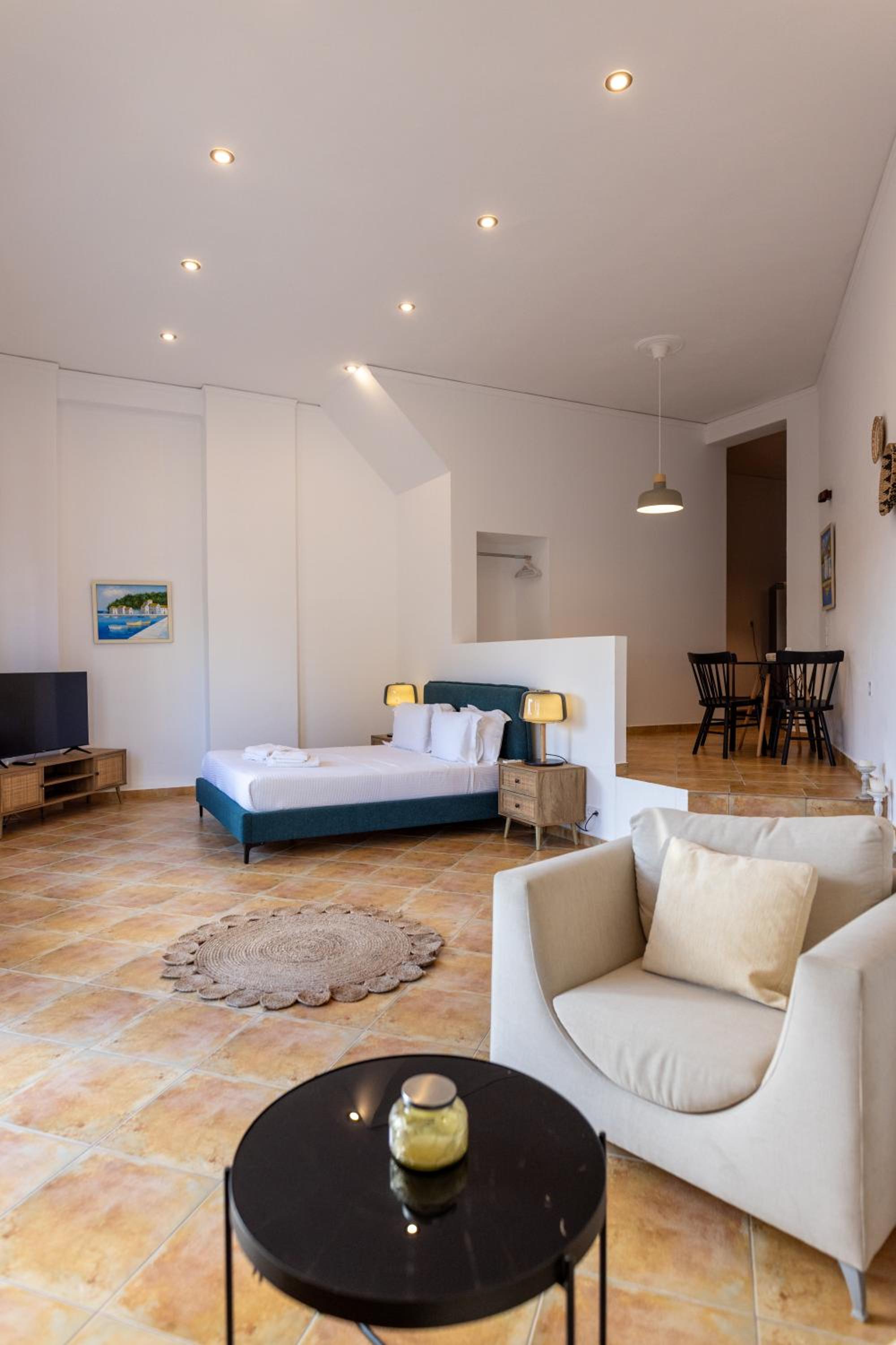 Ammoudeli Apartments