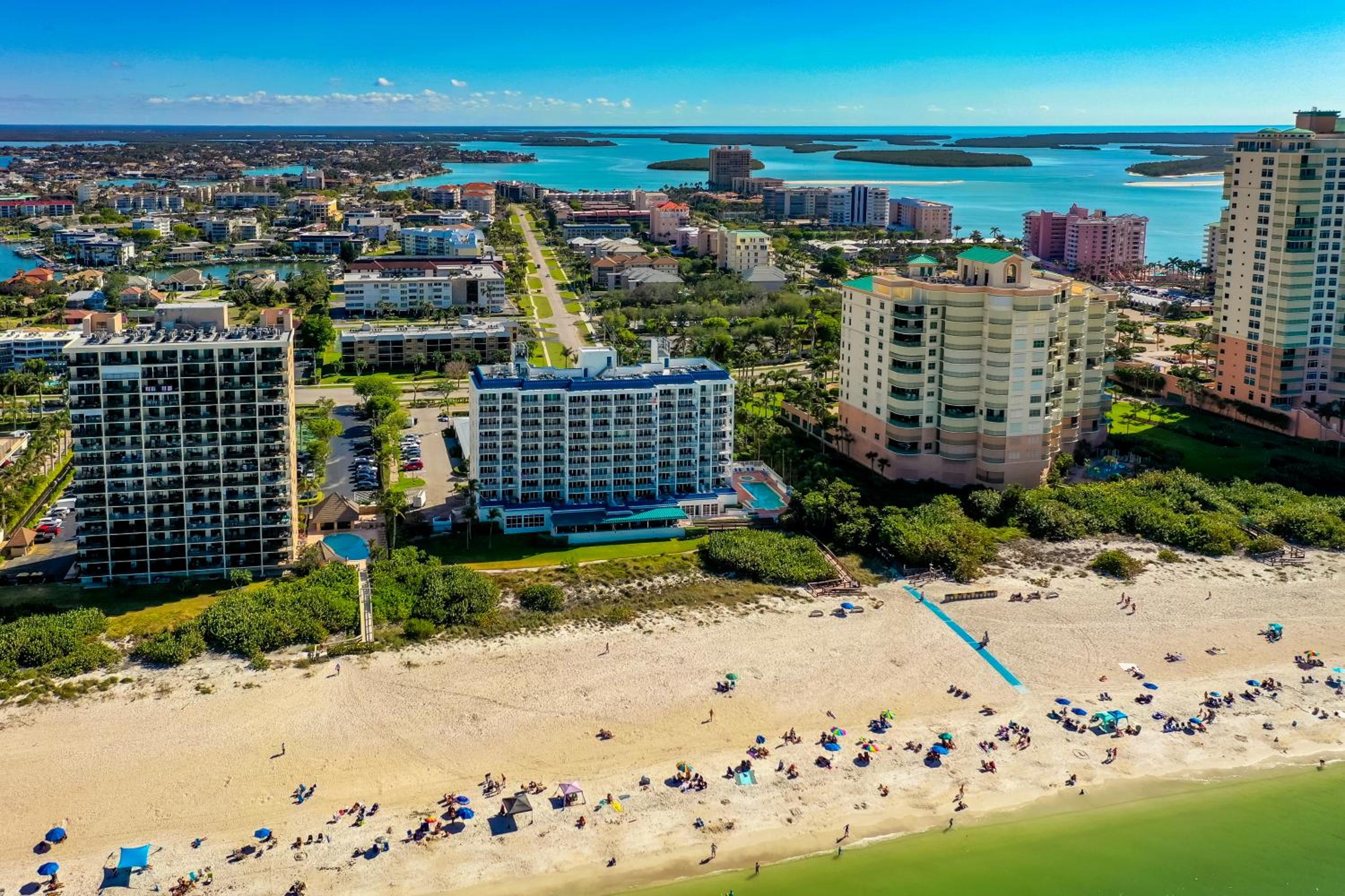 Totally Renovated Beachfront Condo at Apollo