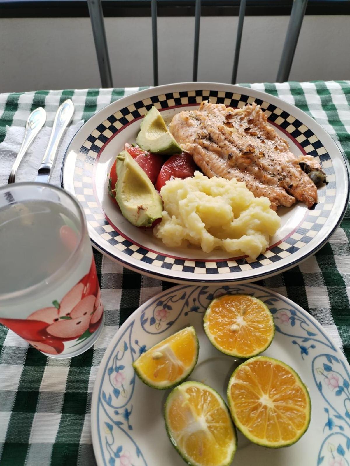 Cabinas las Manzanas Bed y Breakfast