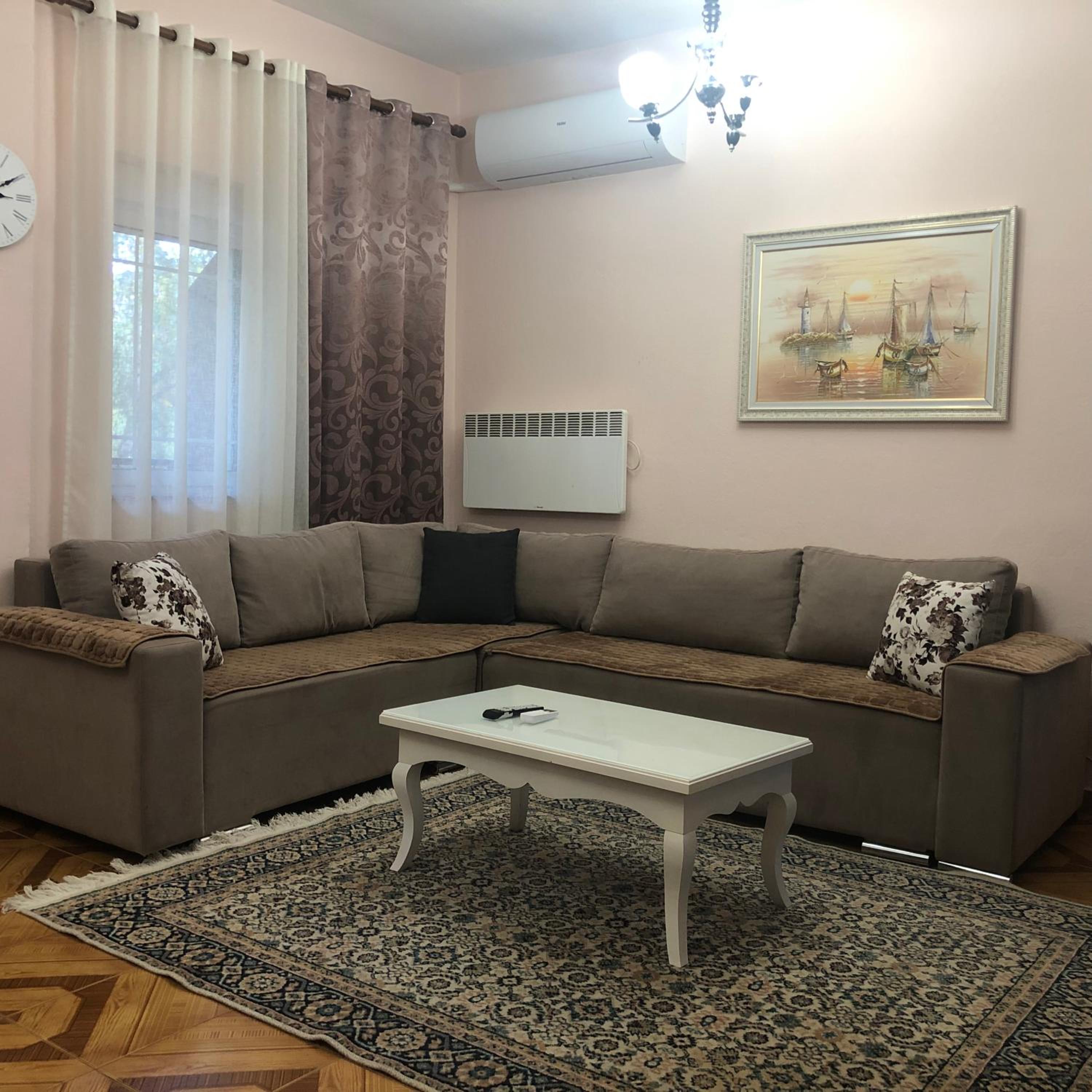 Kiara Apartment