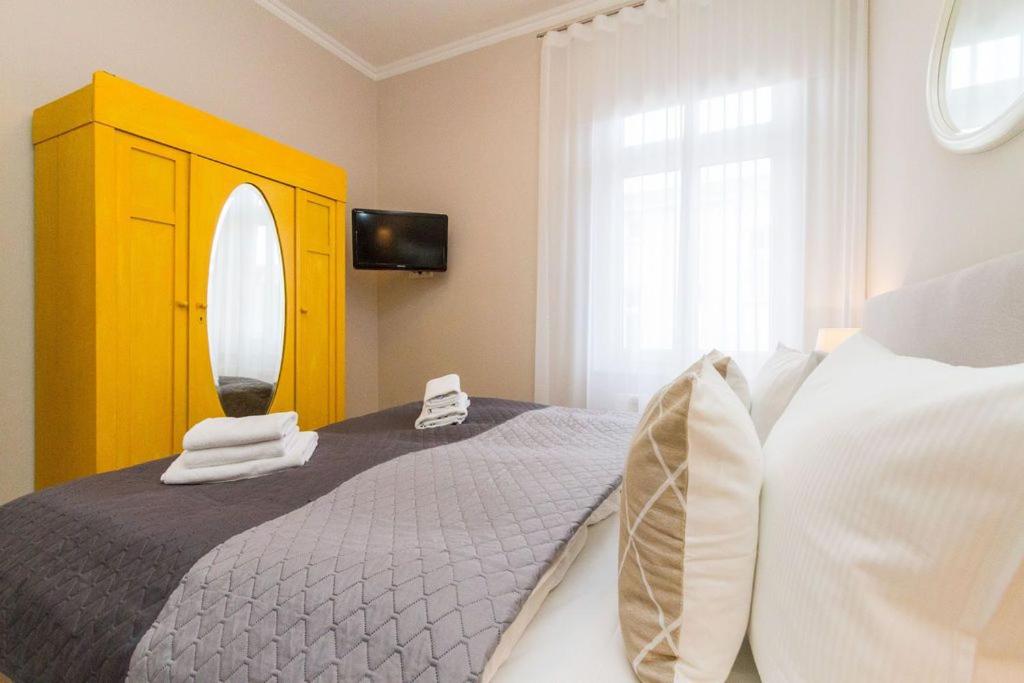 Villa Albertine App 05 - Property Image 10