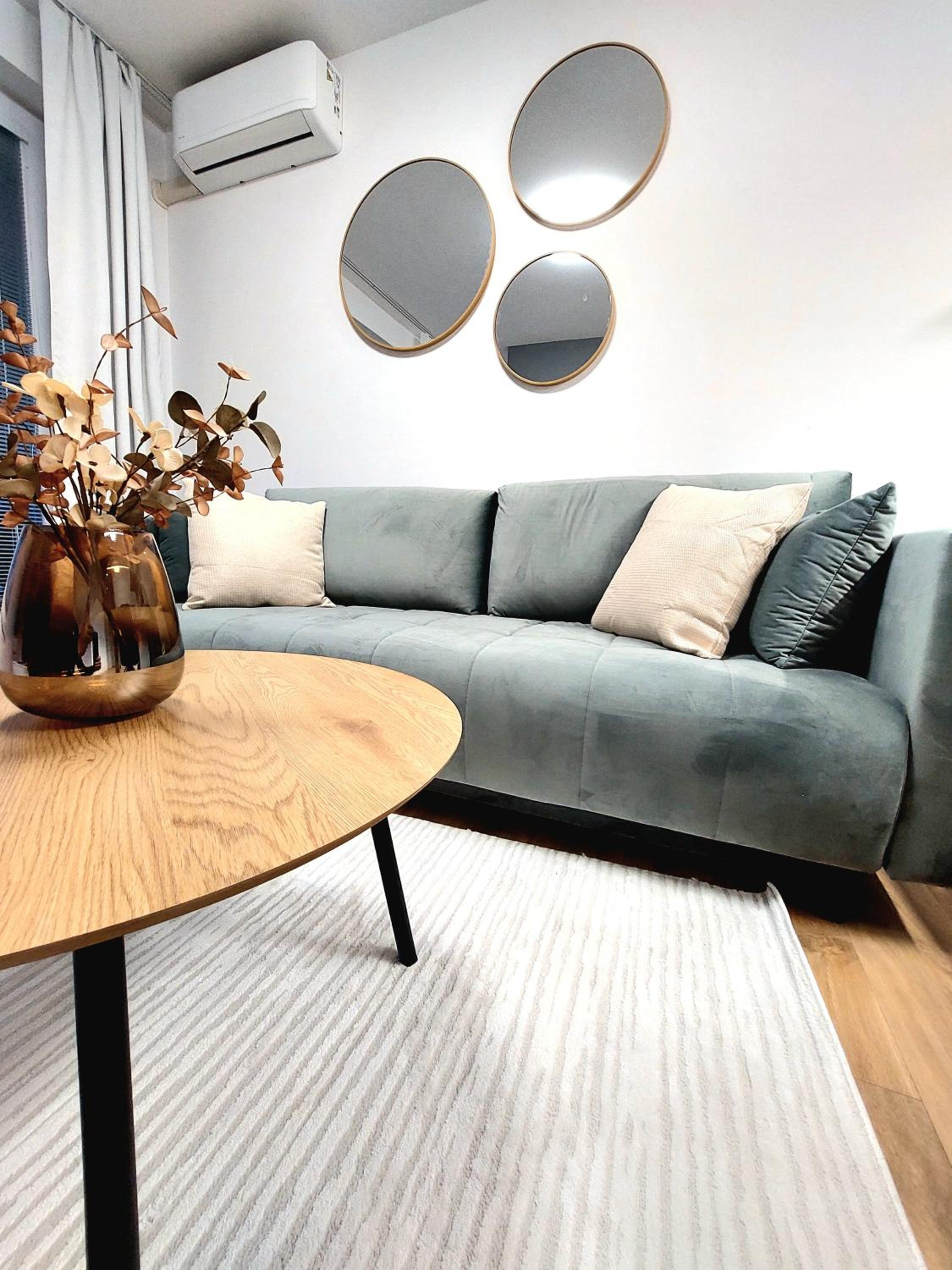Apartman COMO, private parking free view 2