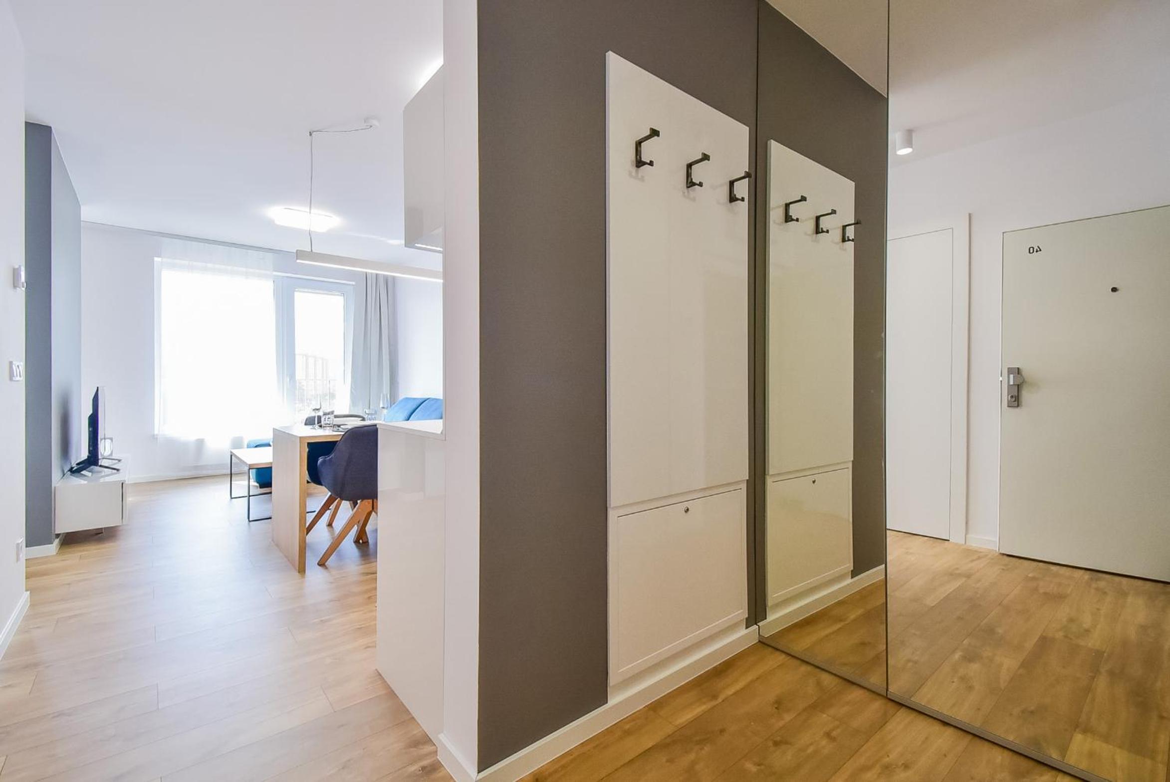 Apartman COMO, private parking free view 3