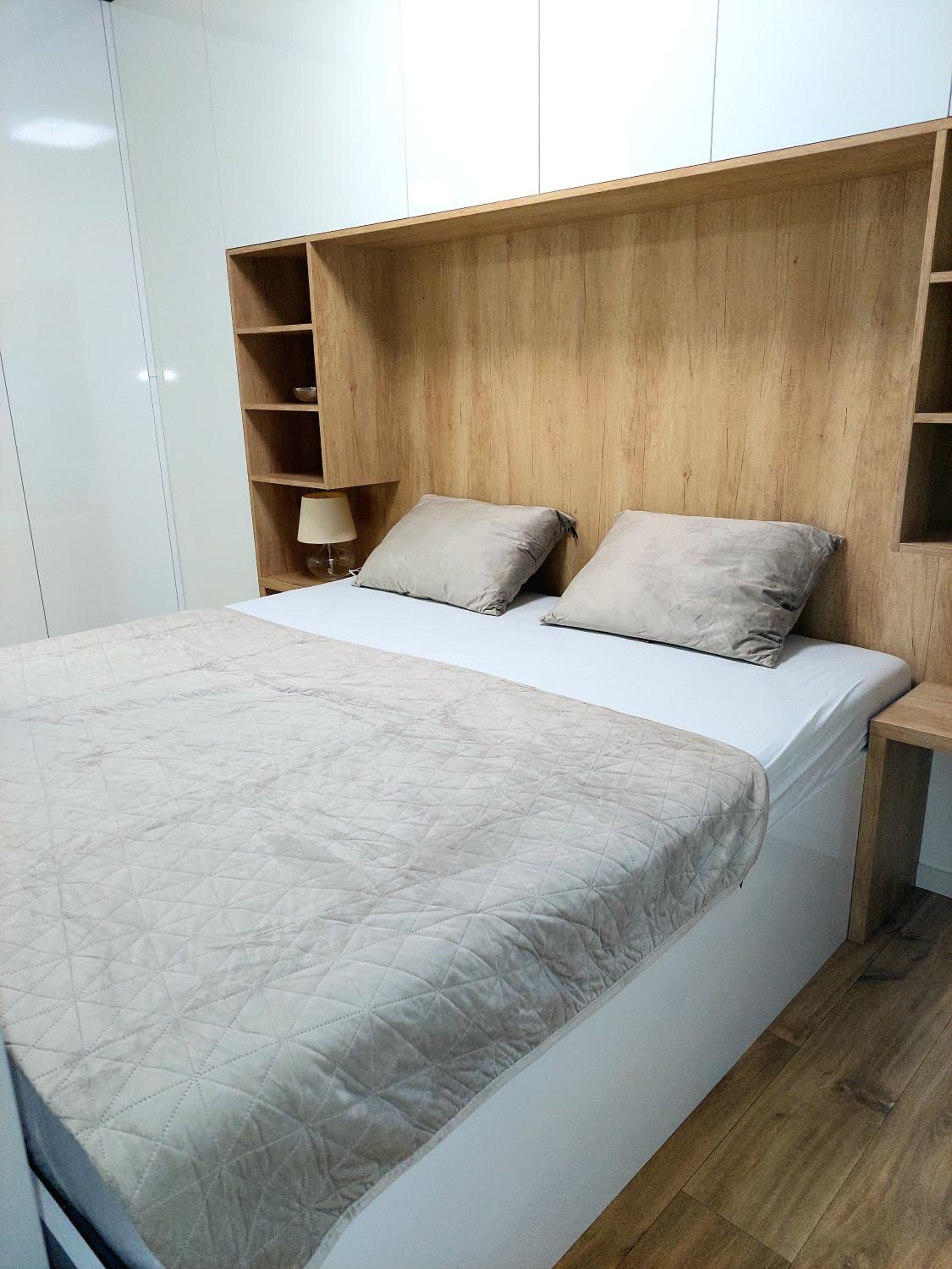 Apartman COMO, private parking free view 4