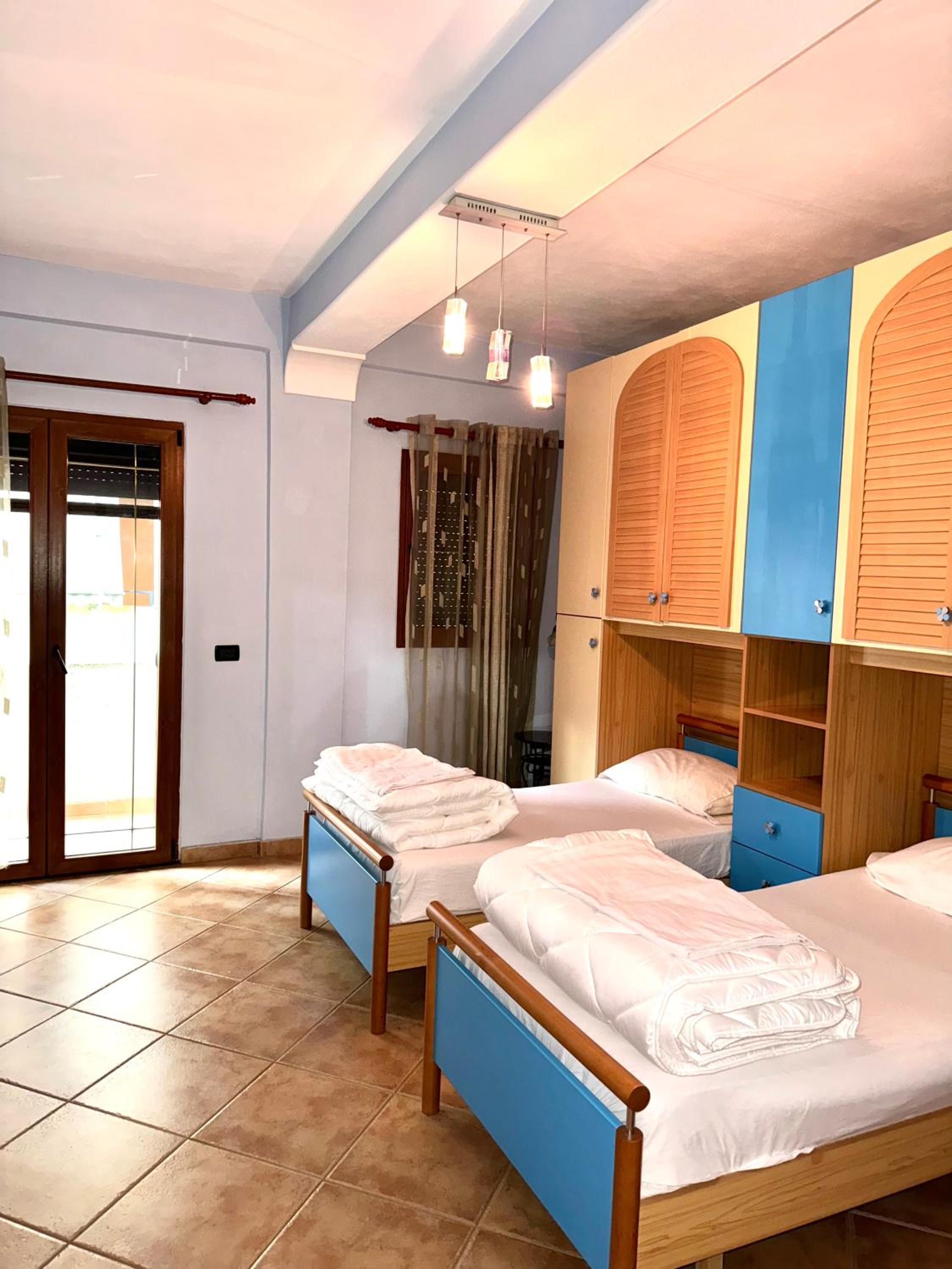 KMK Apartments