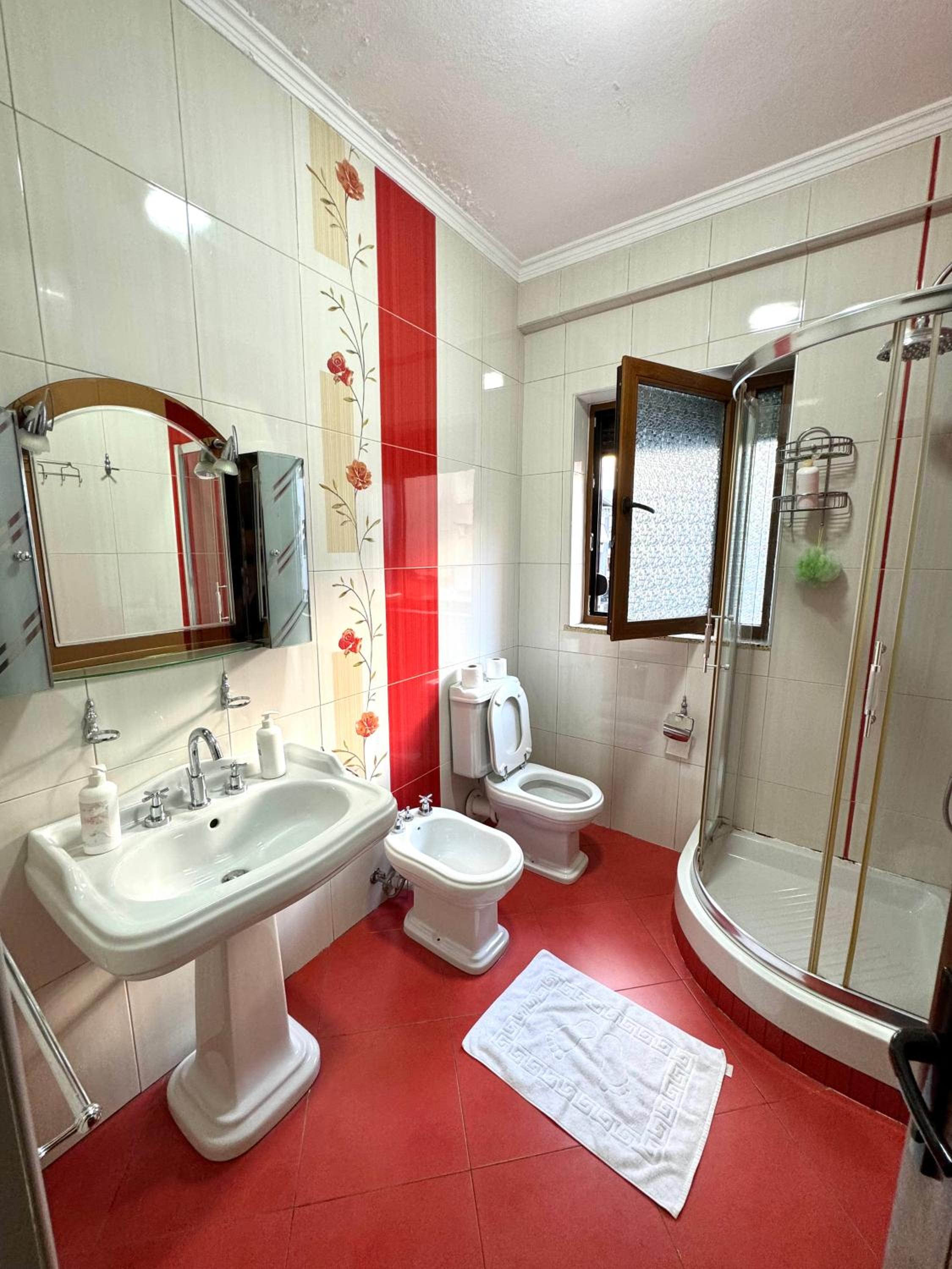 KMK Apartments