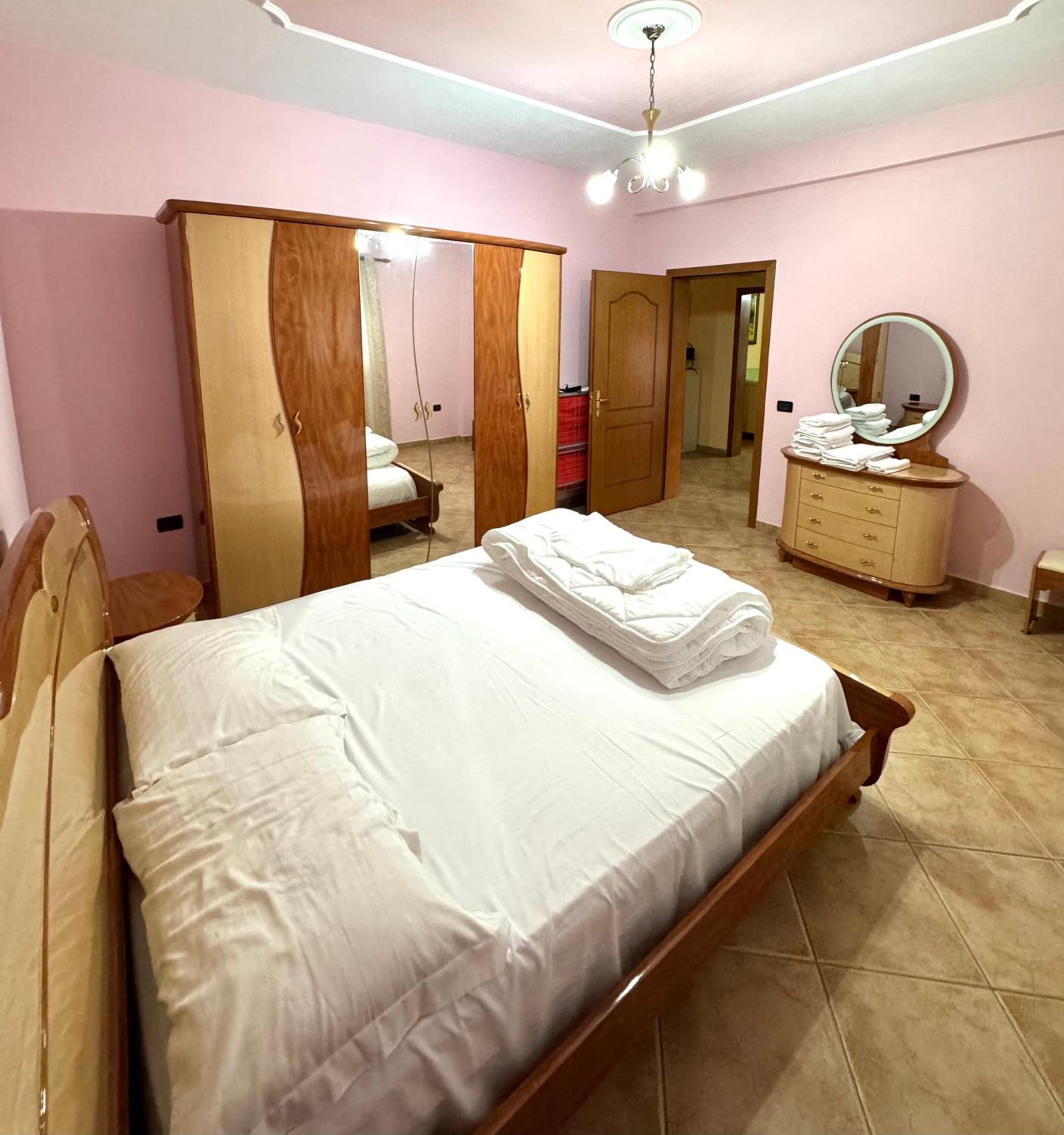 KMK Apartments