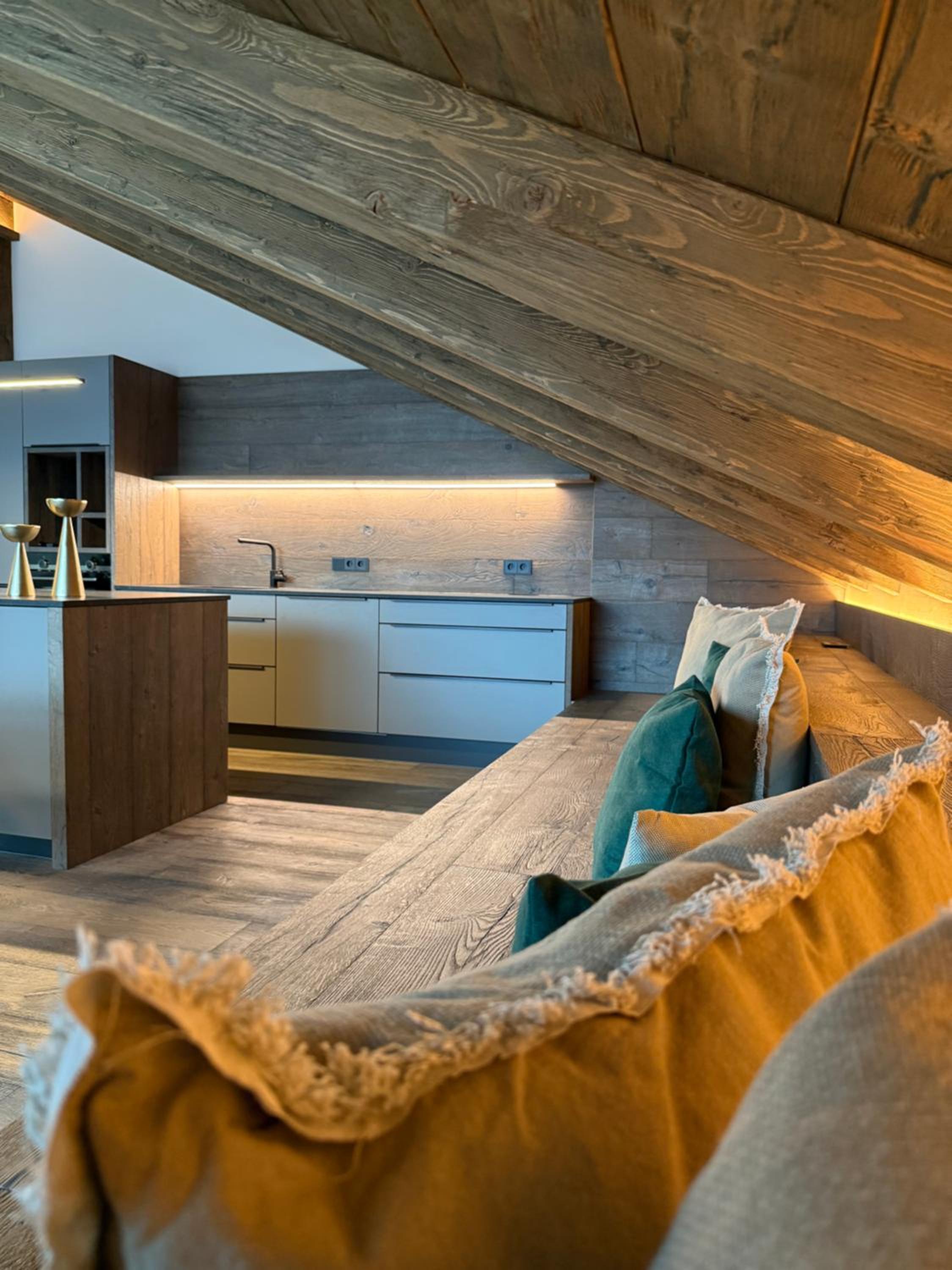 LIVALPIN Hideaway
