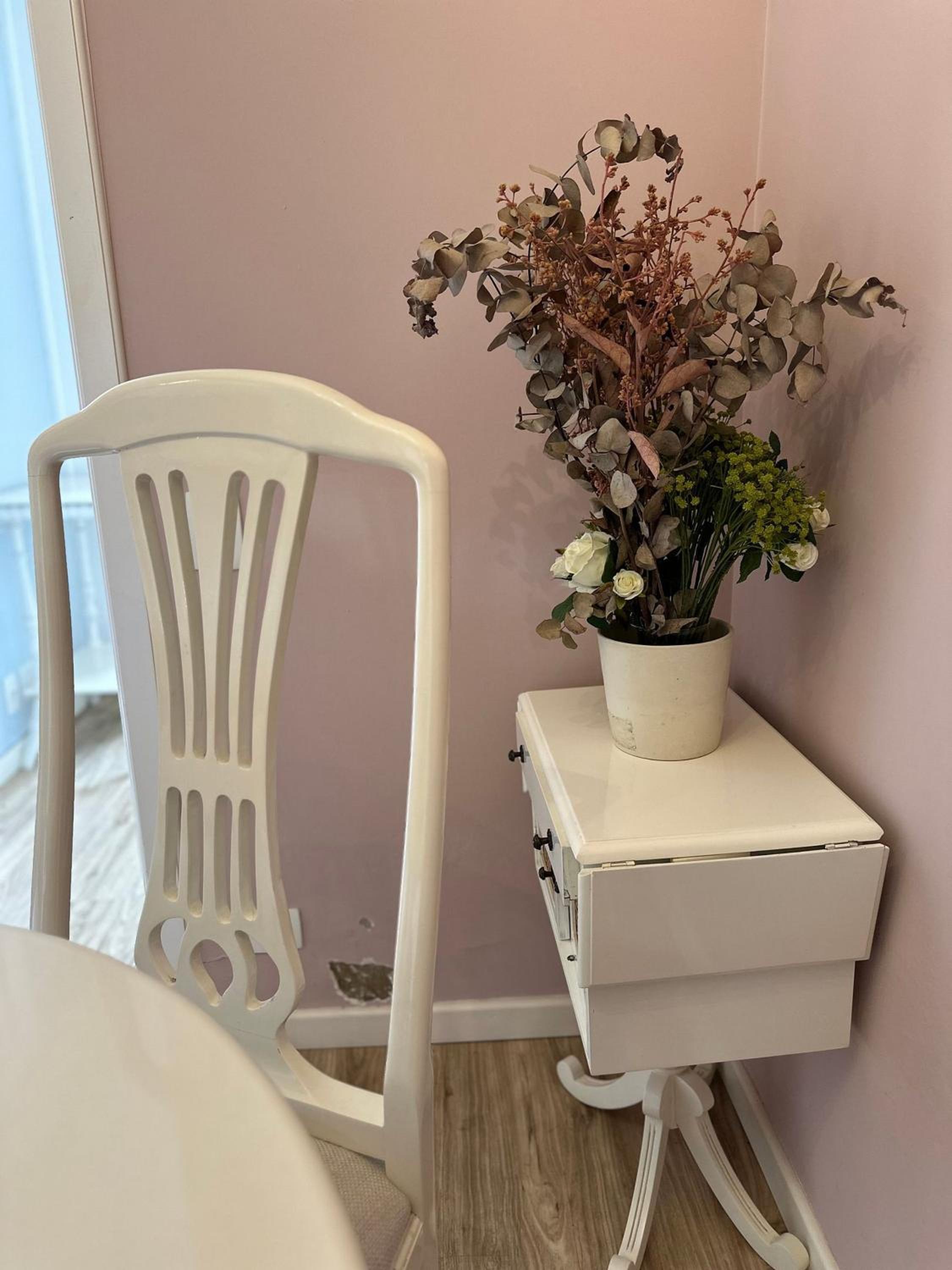 Pink apartment in Castelo for Family