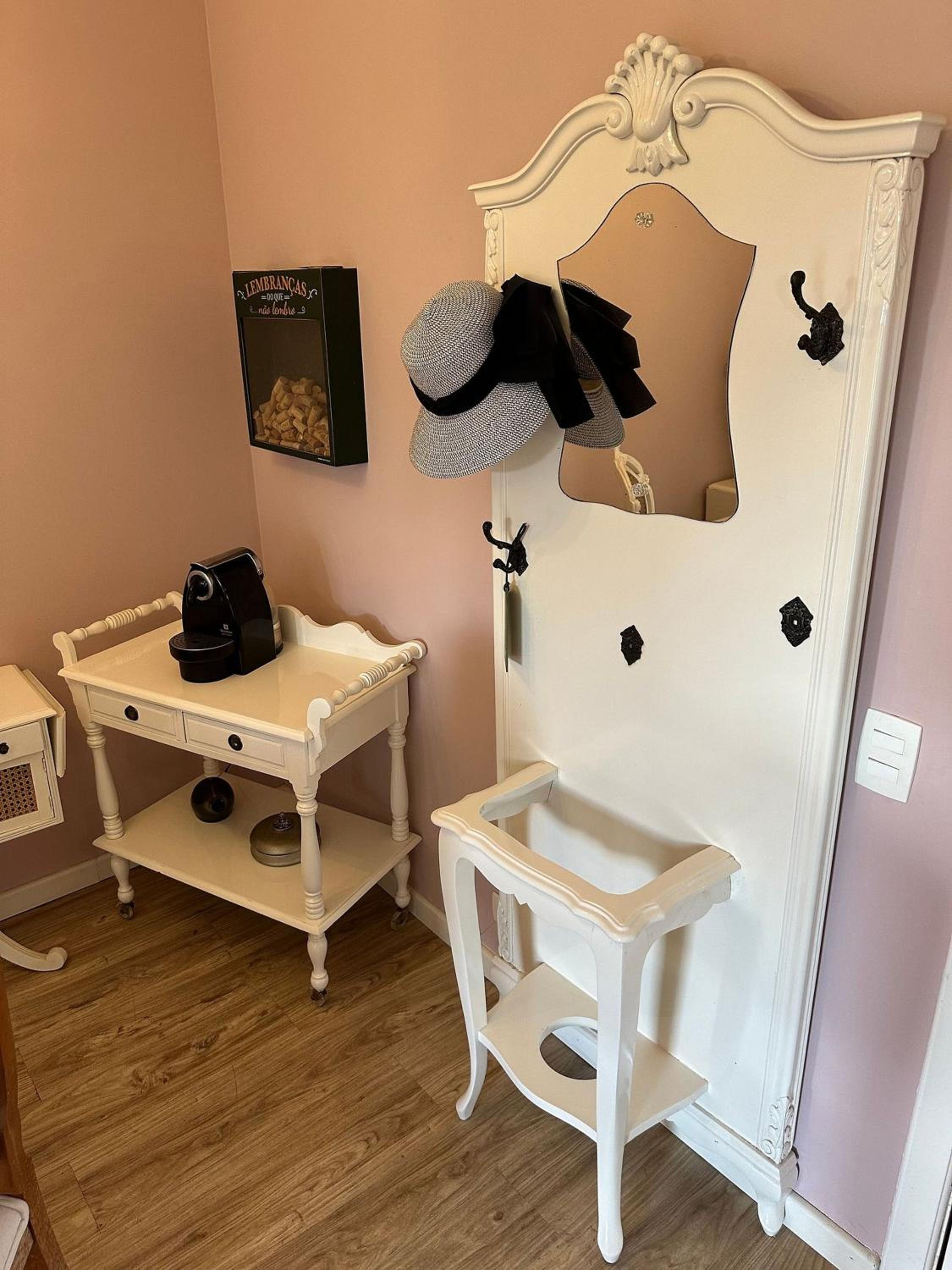 Pink apartment in Castelo for Family