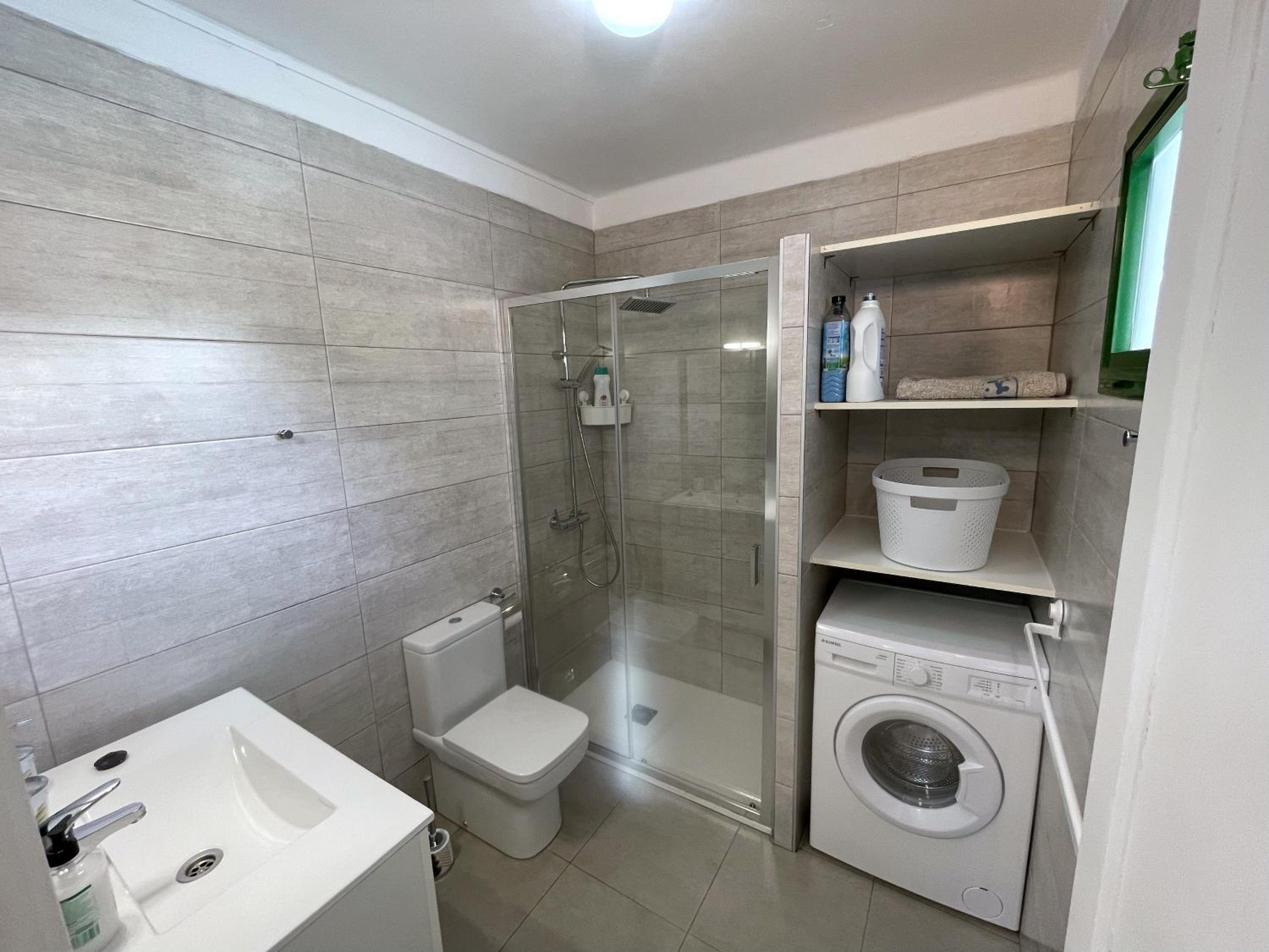 TOP FLOOR OCEAN VIEWS Lanzamar - Renovated Gem with a Sunny, Private Terrace & Elevator & Pool - Puerto del Carmen