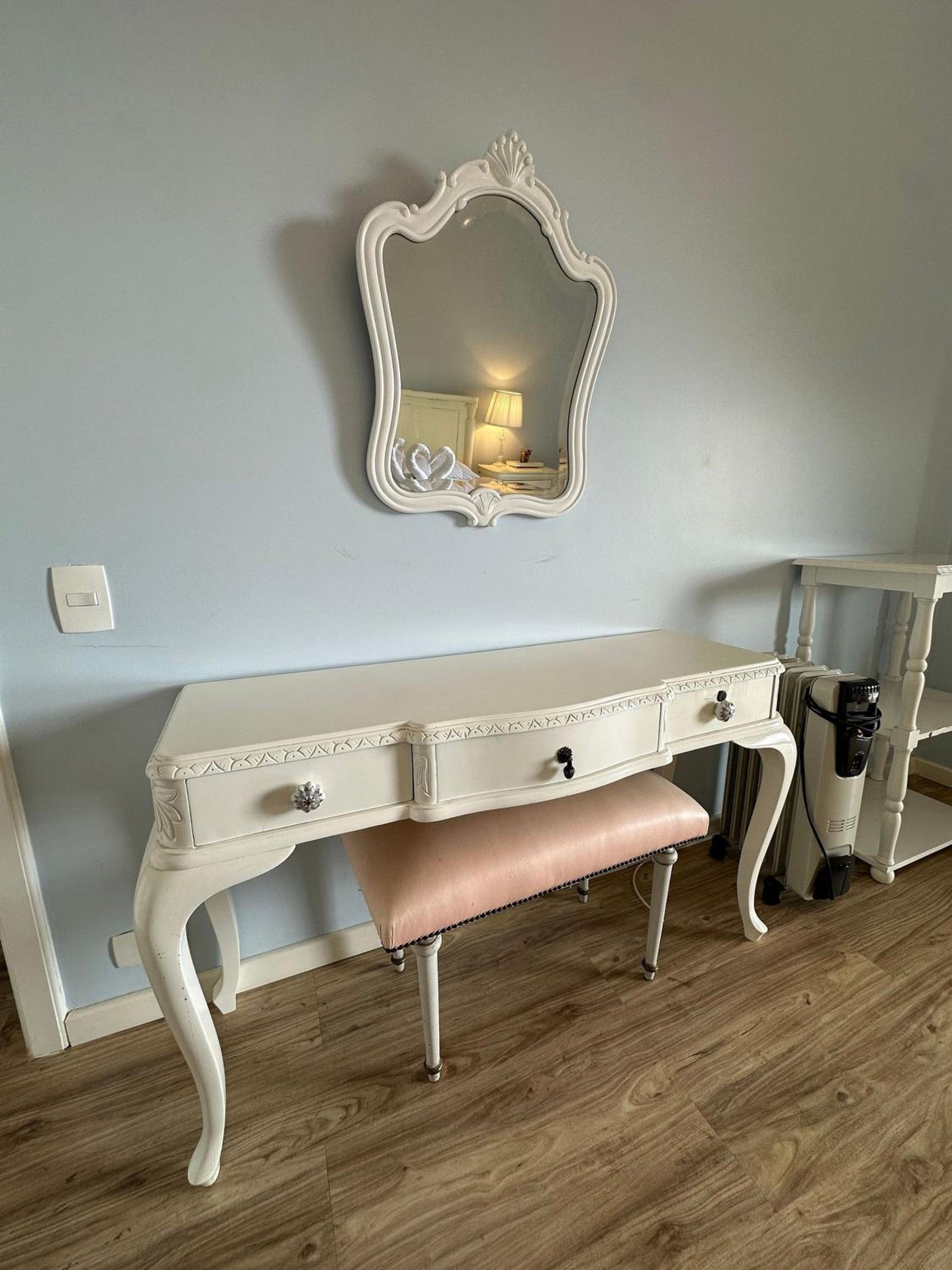 Pink apartment in Castelo for Family