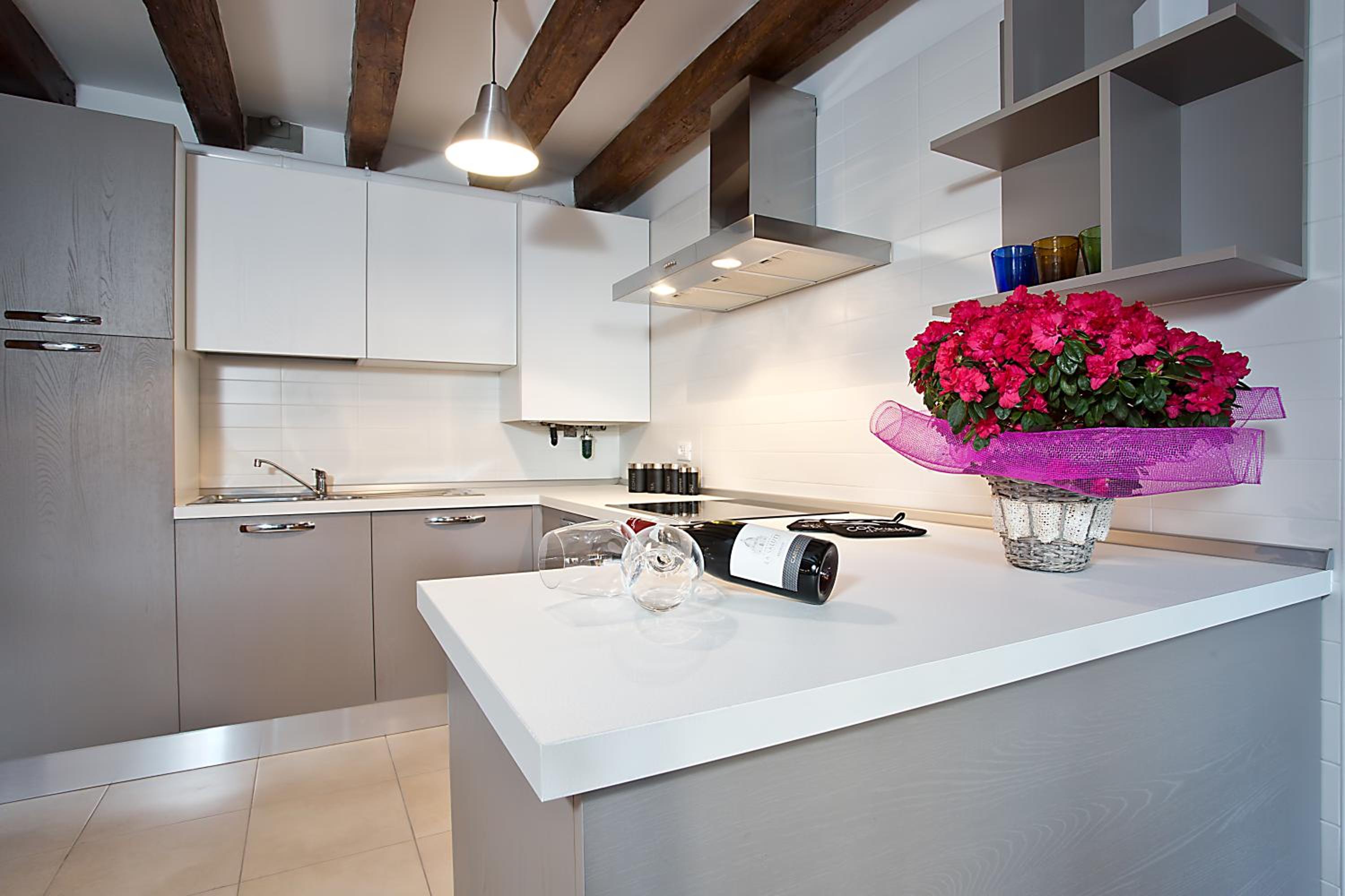 Good Wine Apartments