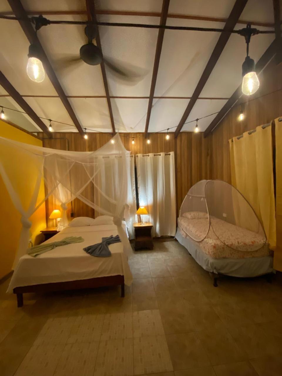 Pura Vida Boutique Apartments