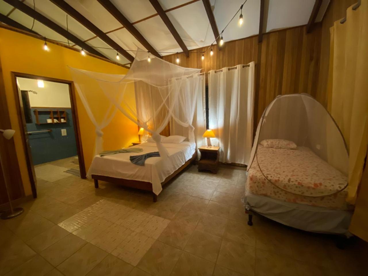 Pura Vida Boutique Apartments