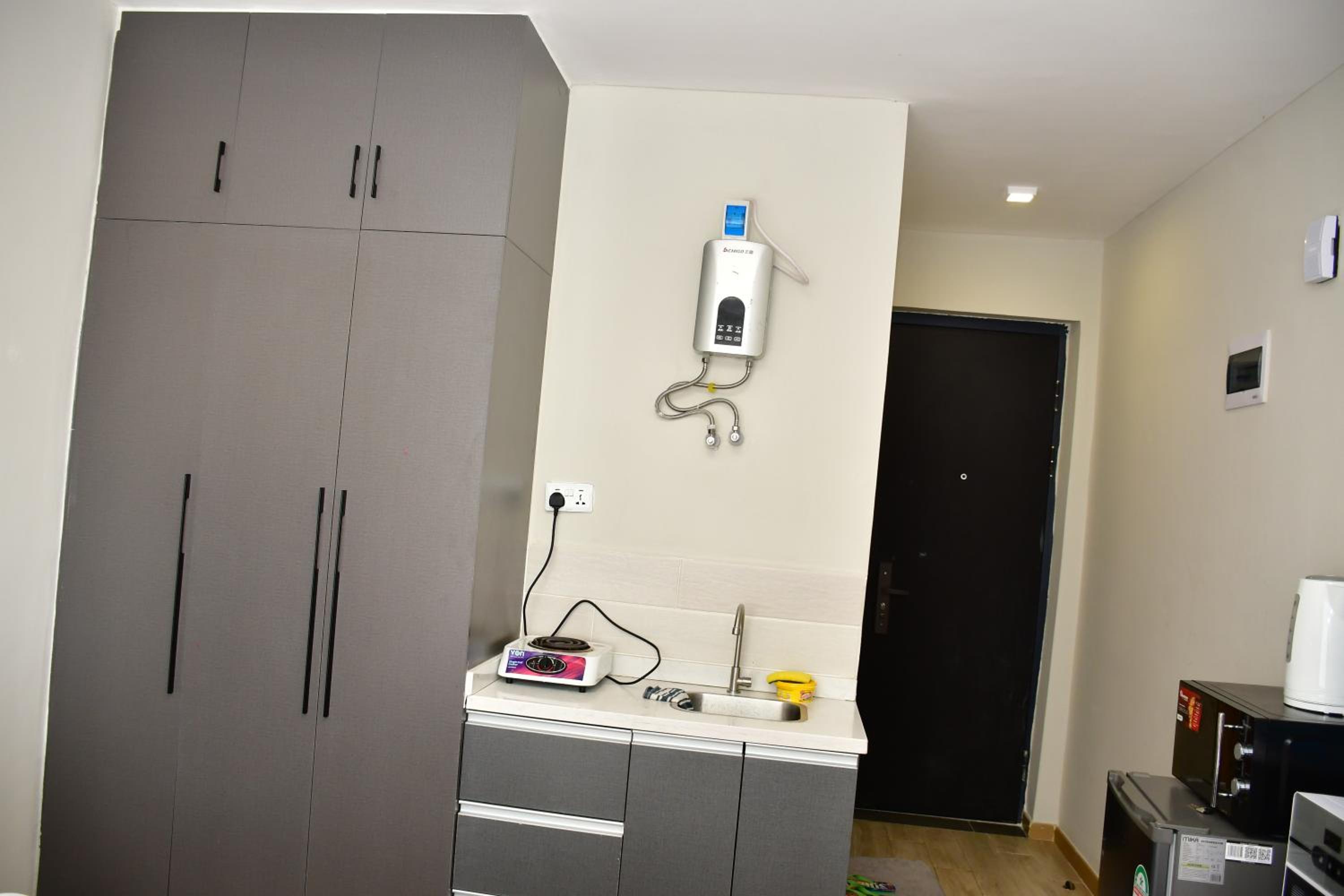Haydenco Suites Furnished Studios view 2