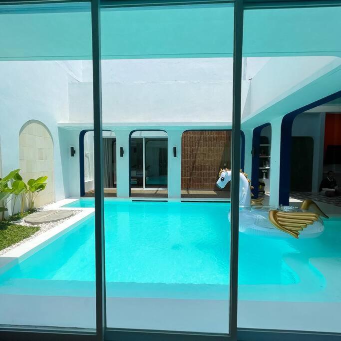 Unique Private Villa - fulton Avenue view 4